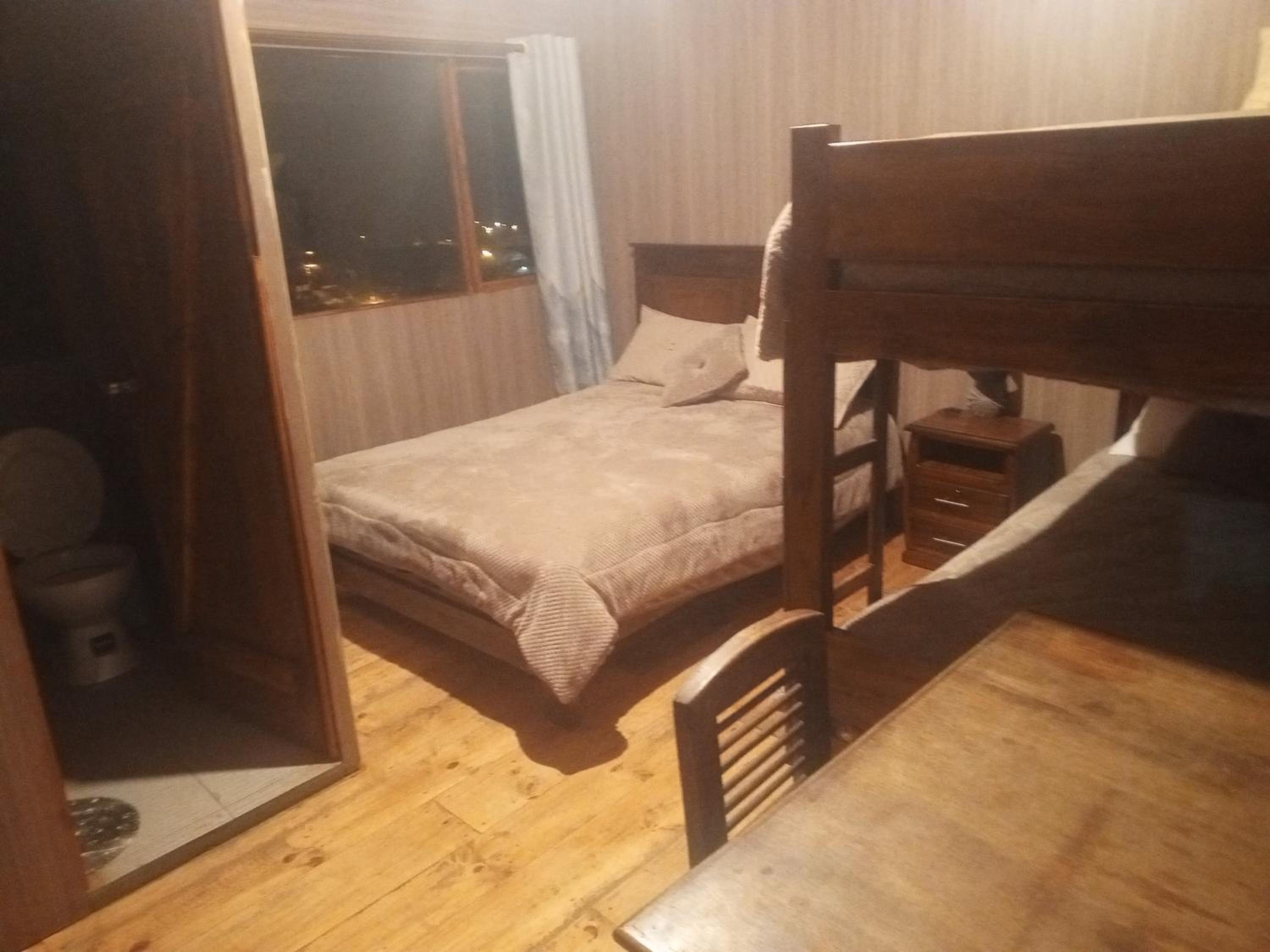 Quadruple Room with Private Bathroom photo 1