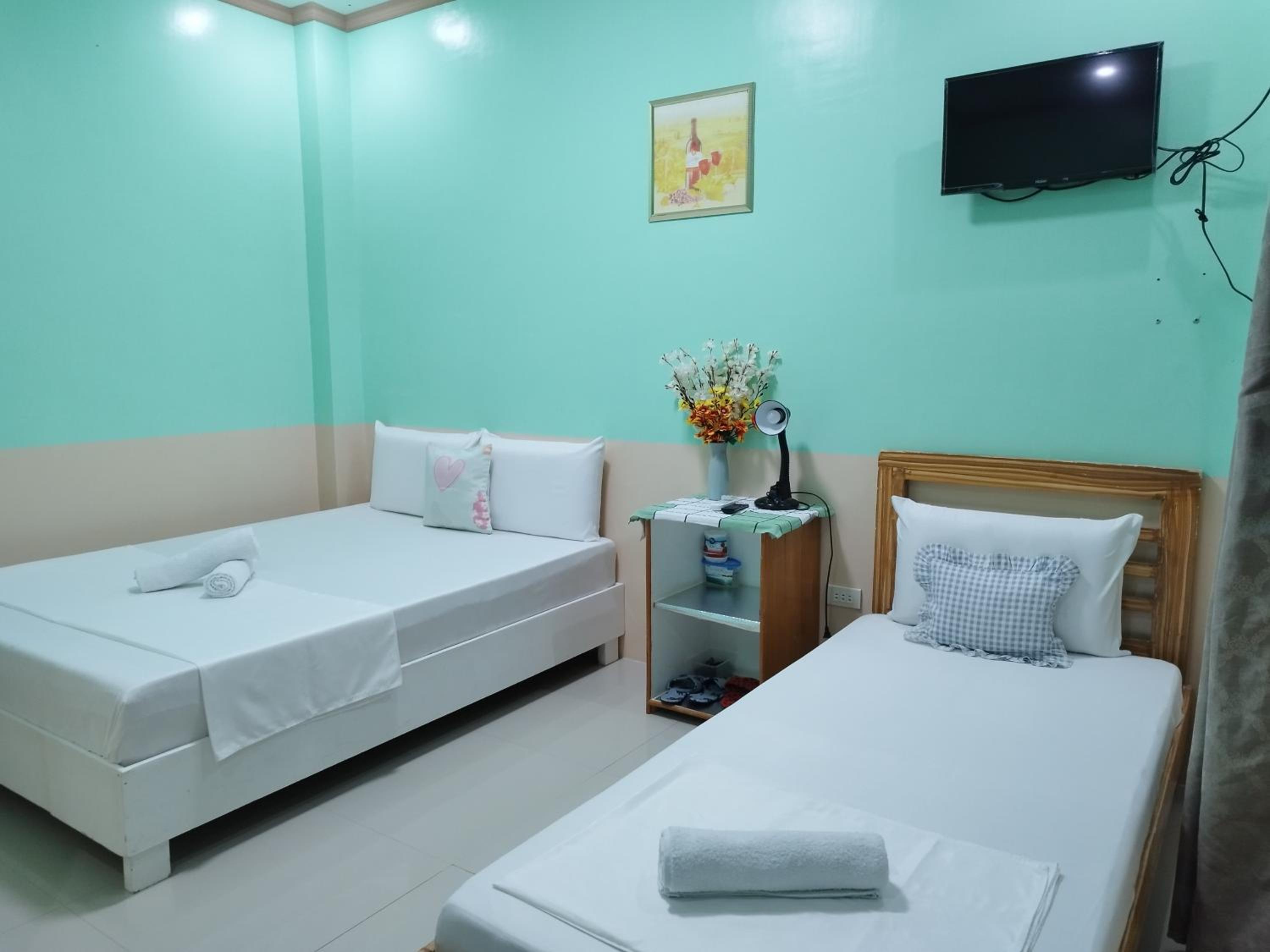 Standard Family Triple Room - Photo 6