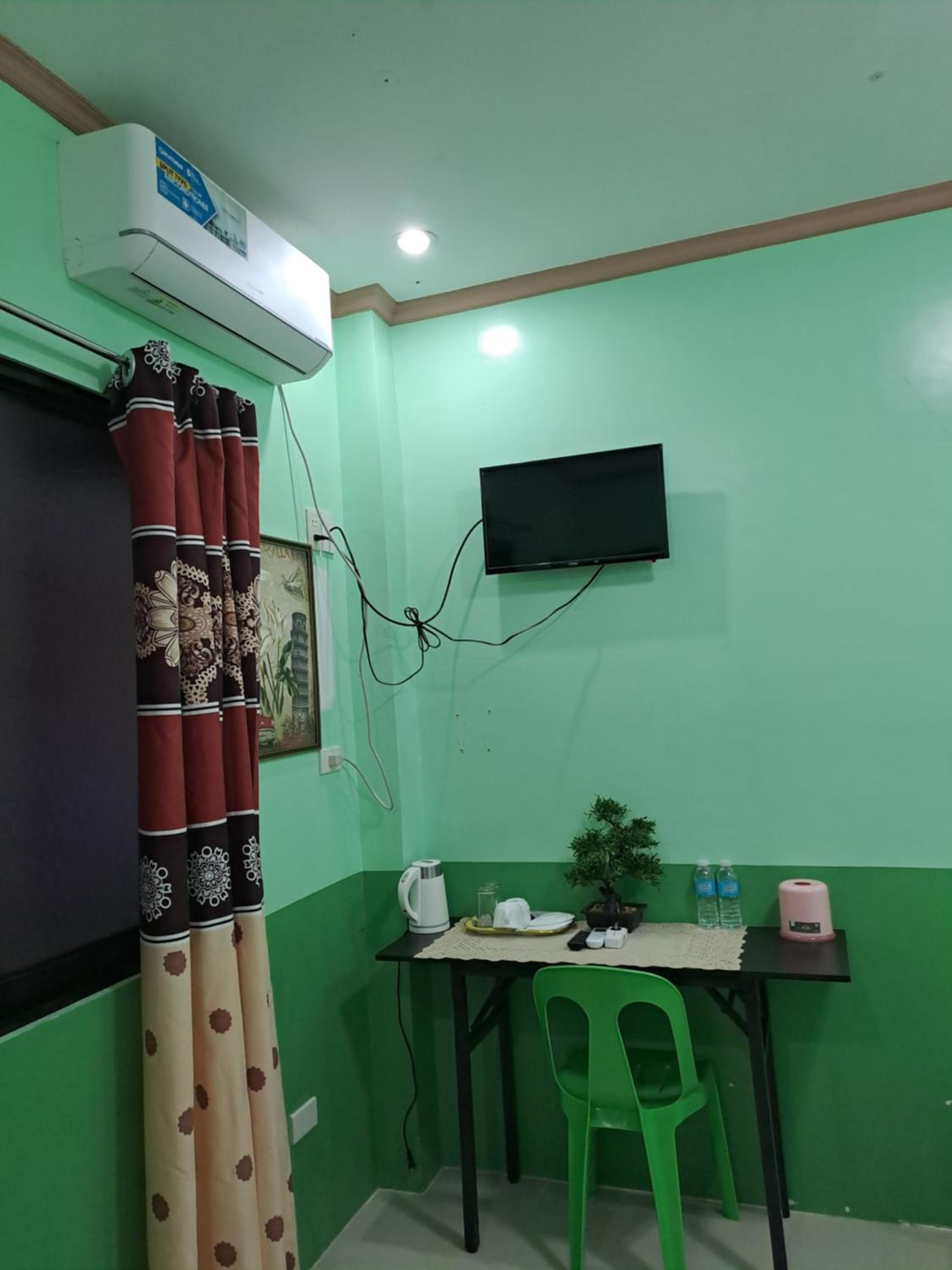 Double or Twin Room - Photo 4