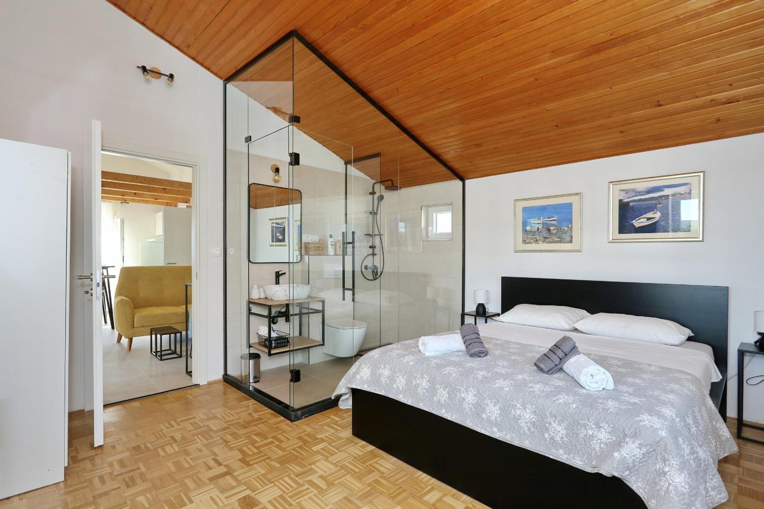 Two-Bedroom Apartment with Balcony and Sea View