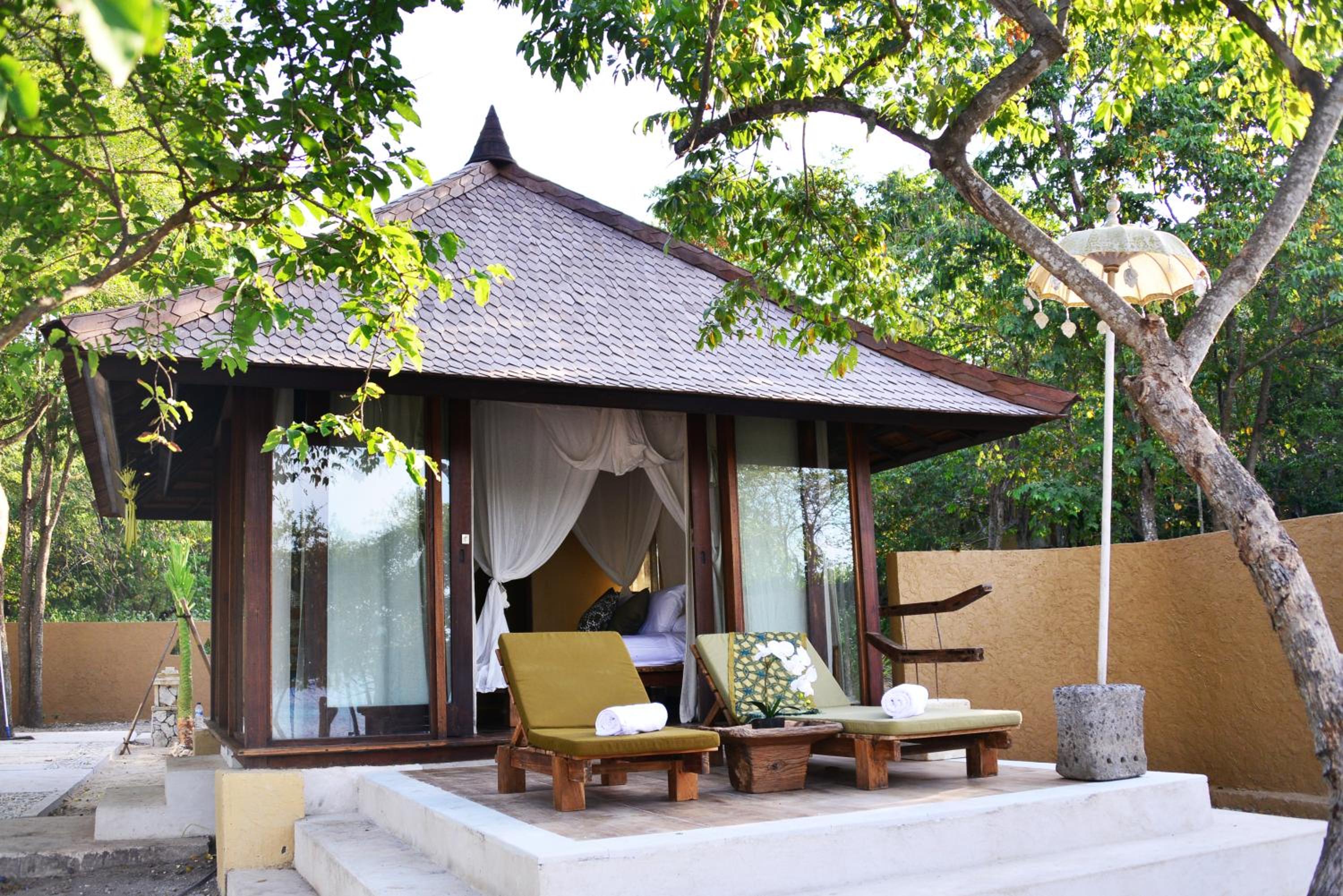 Two Bedroom Beachfront Villa - Photo 11