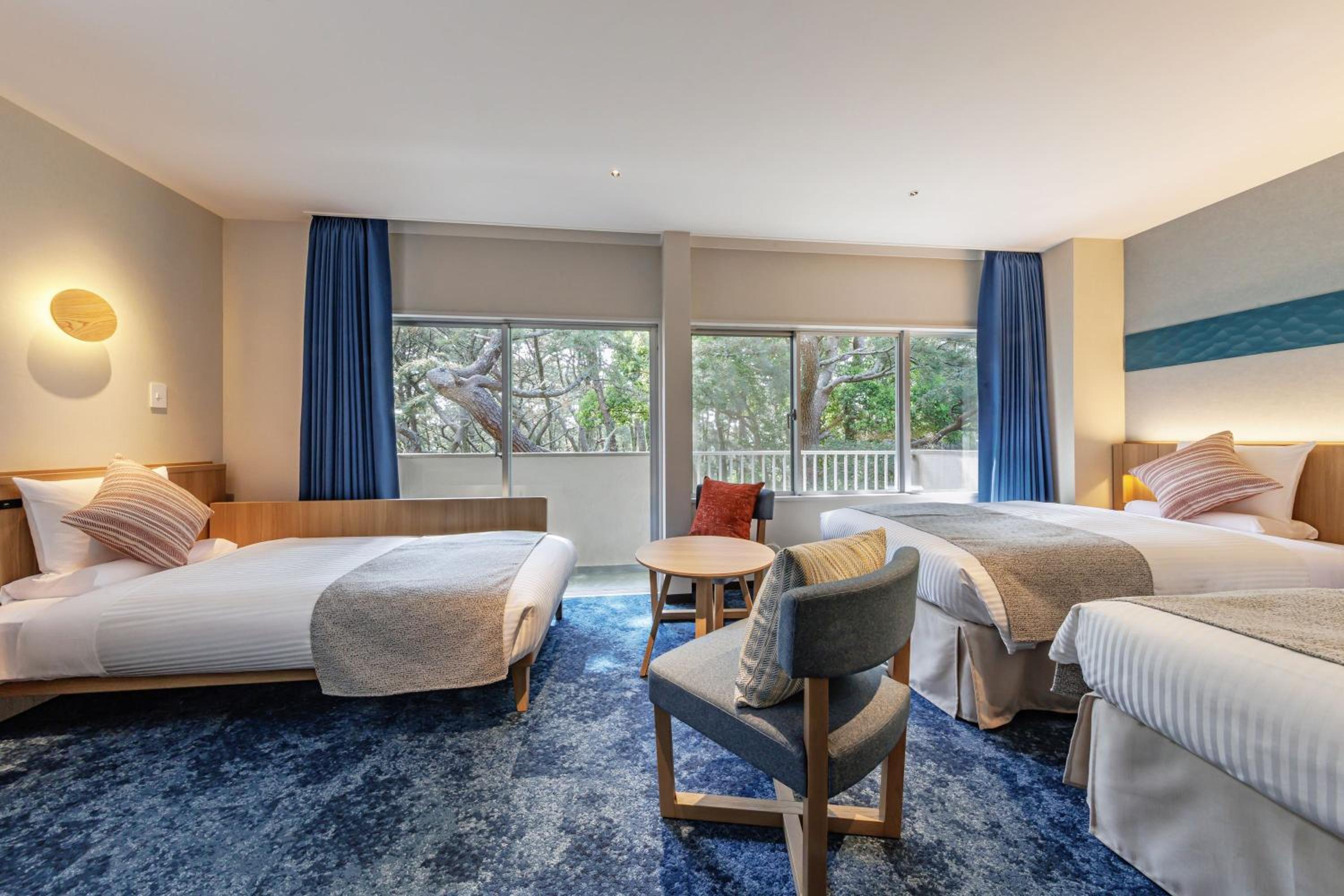 Superior Twin Room (With Shower Booth)