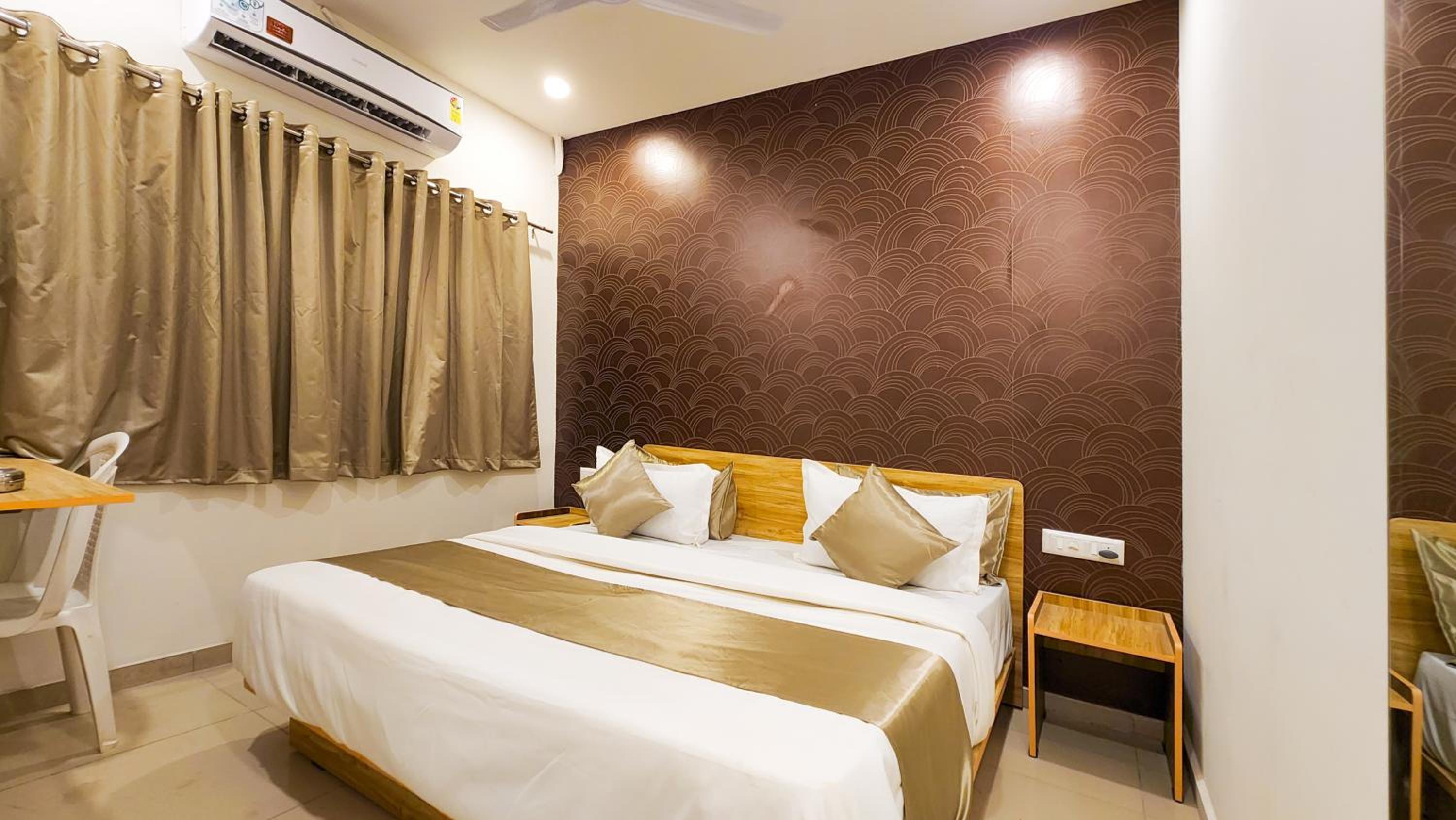 Deluxe Double Room - Photo 6
