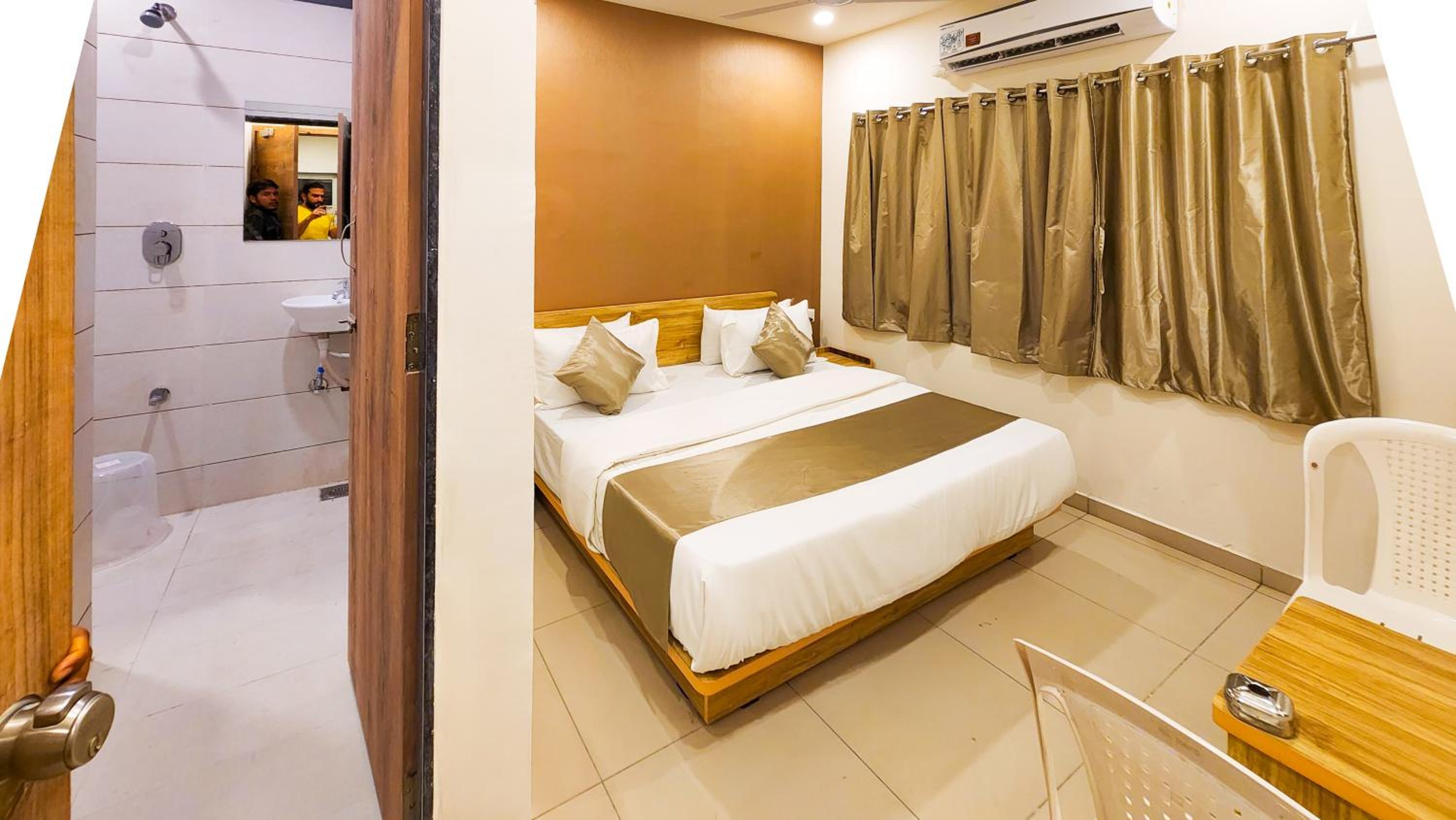 King Room - Photo 10