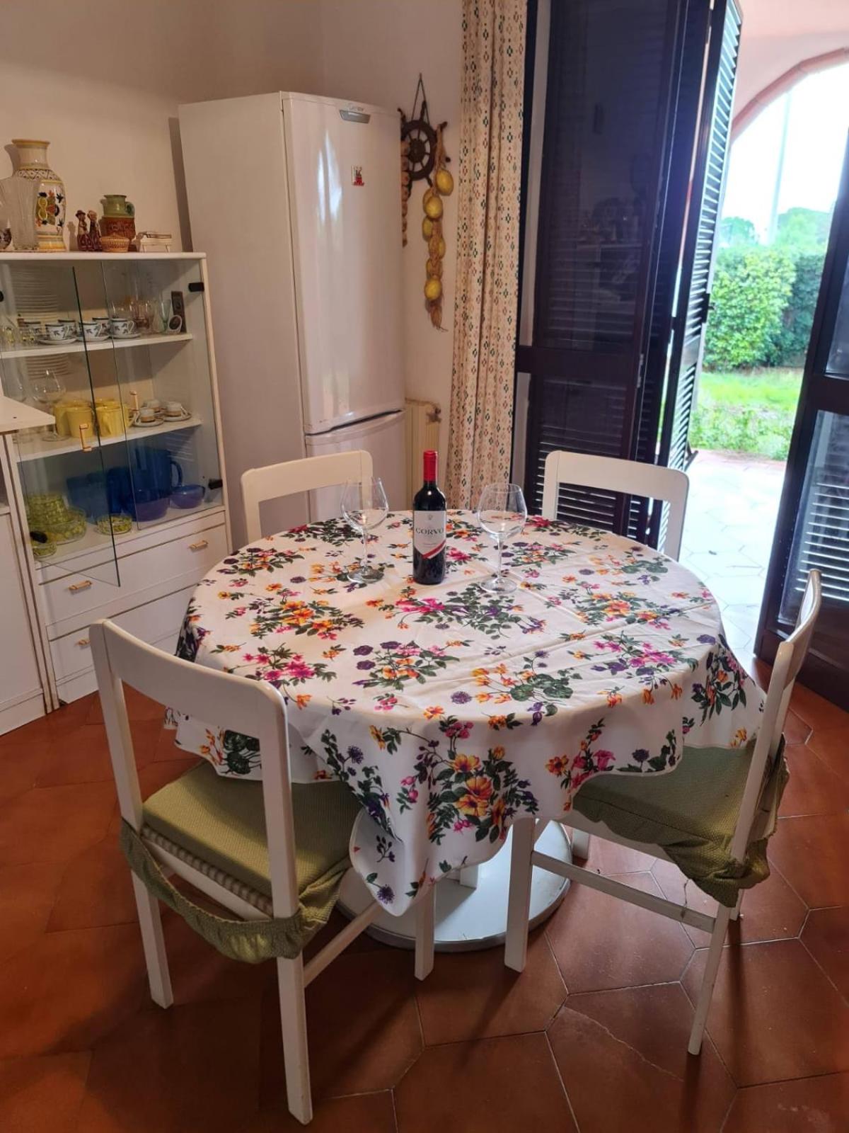 Villa photo 2