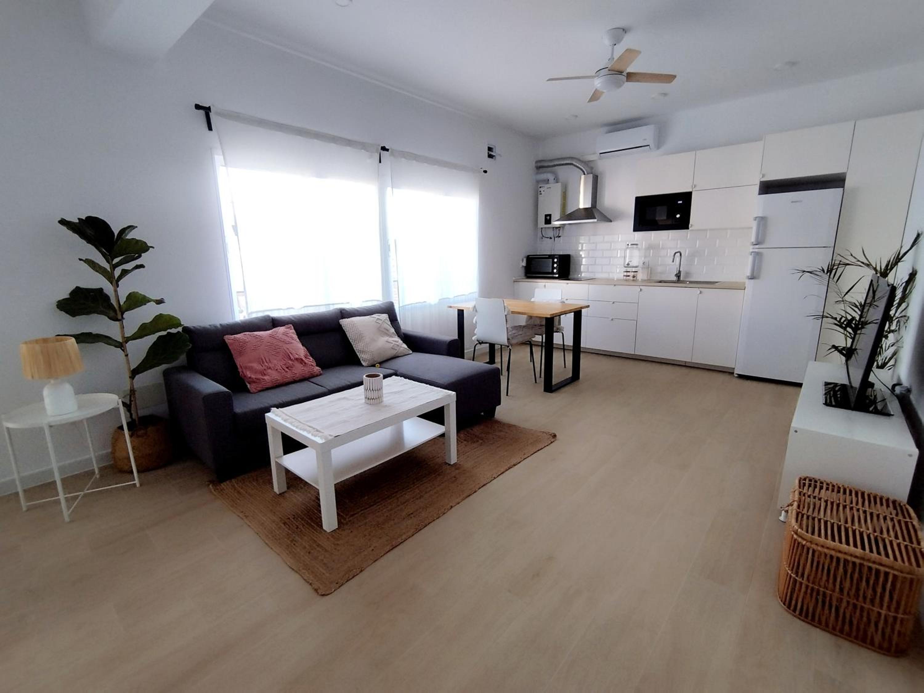 Apartamento de lujo de una habitación con vistas al jardín
