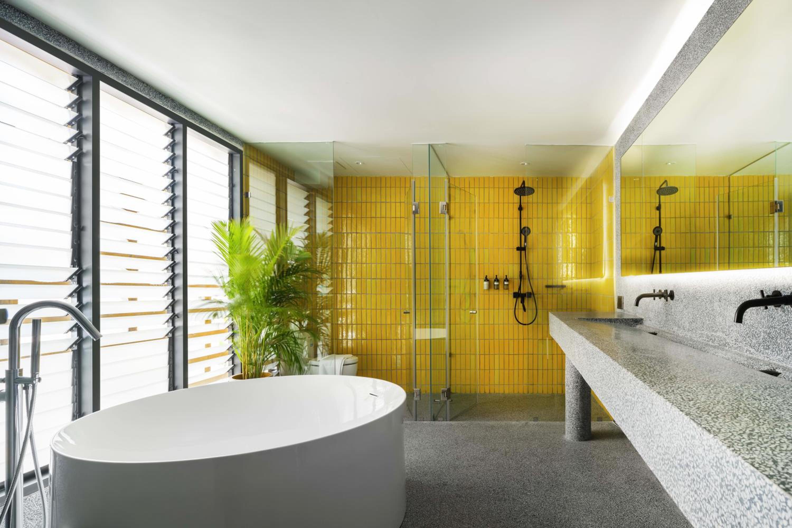 Studio with Spa Bath photo 1