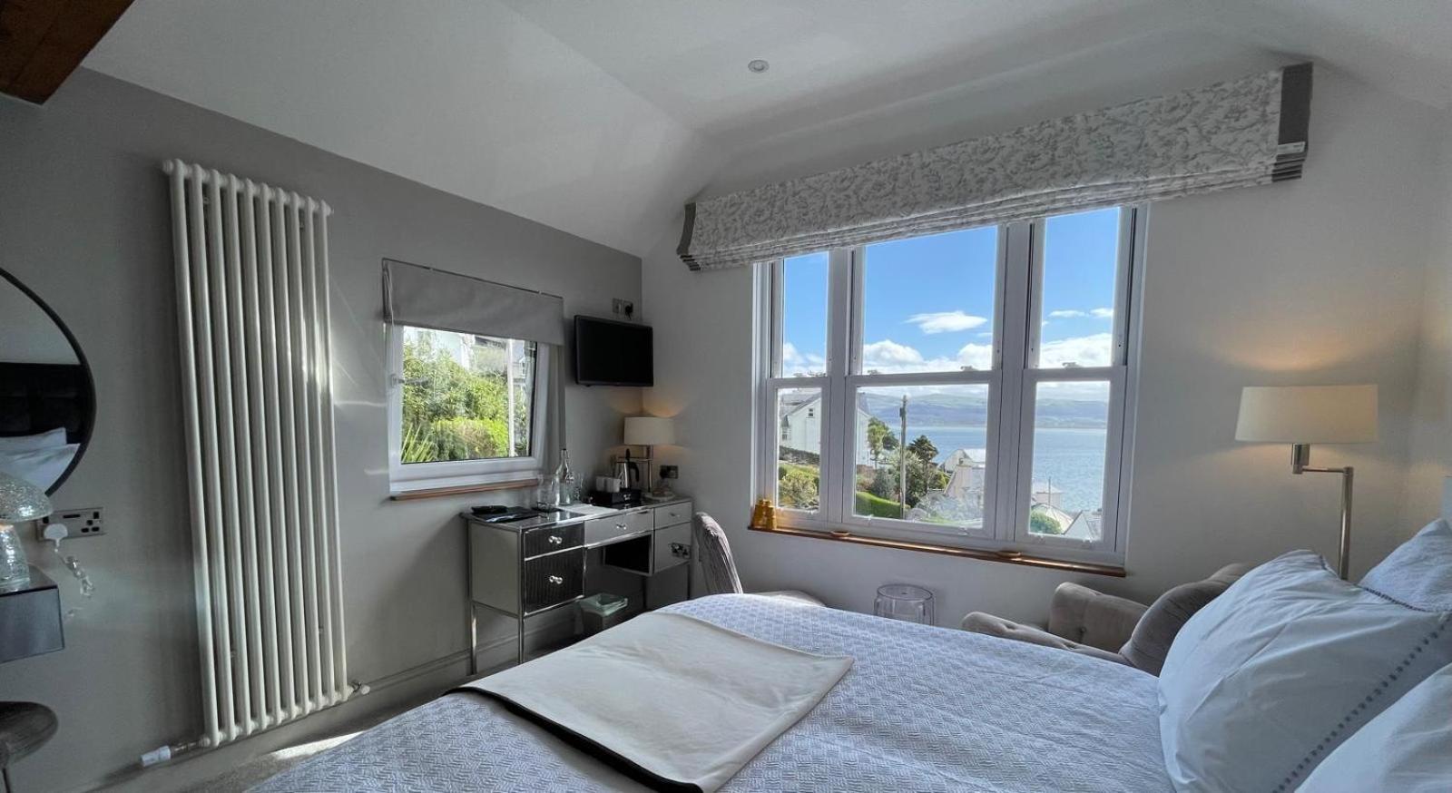 King Room with Sea View - Photo 6