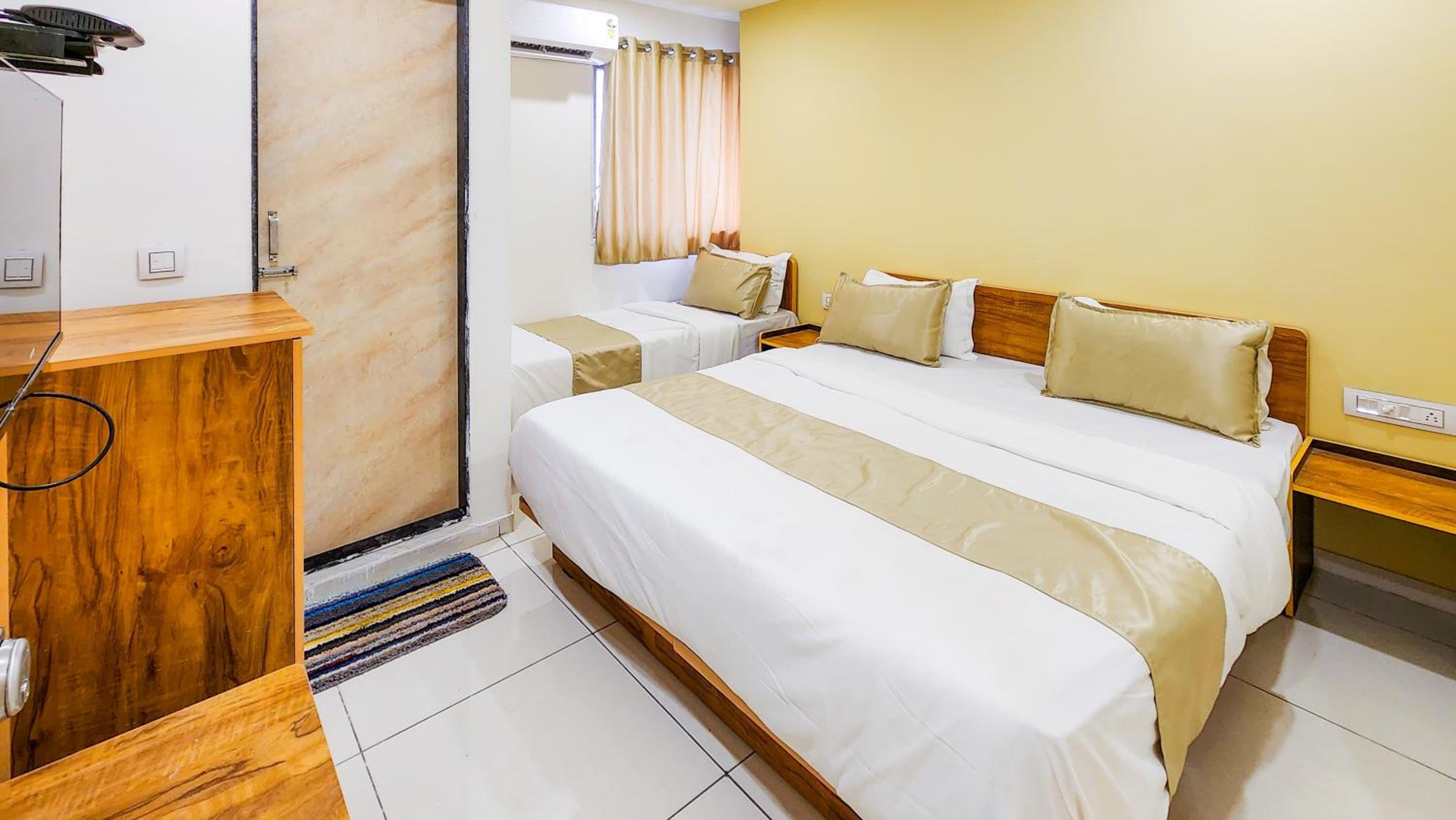Executive Triple Room photo 2