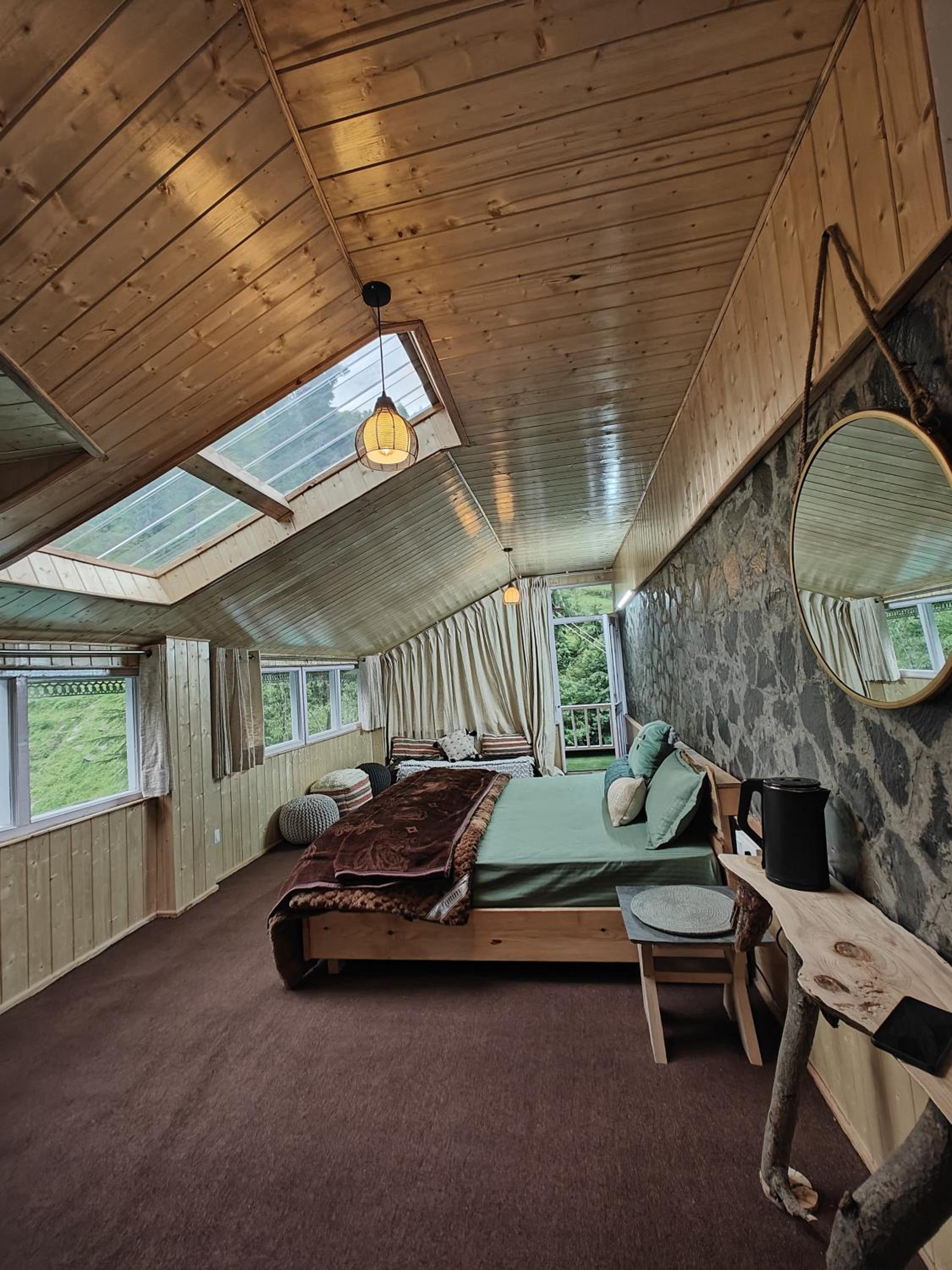 Superior King Suite