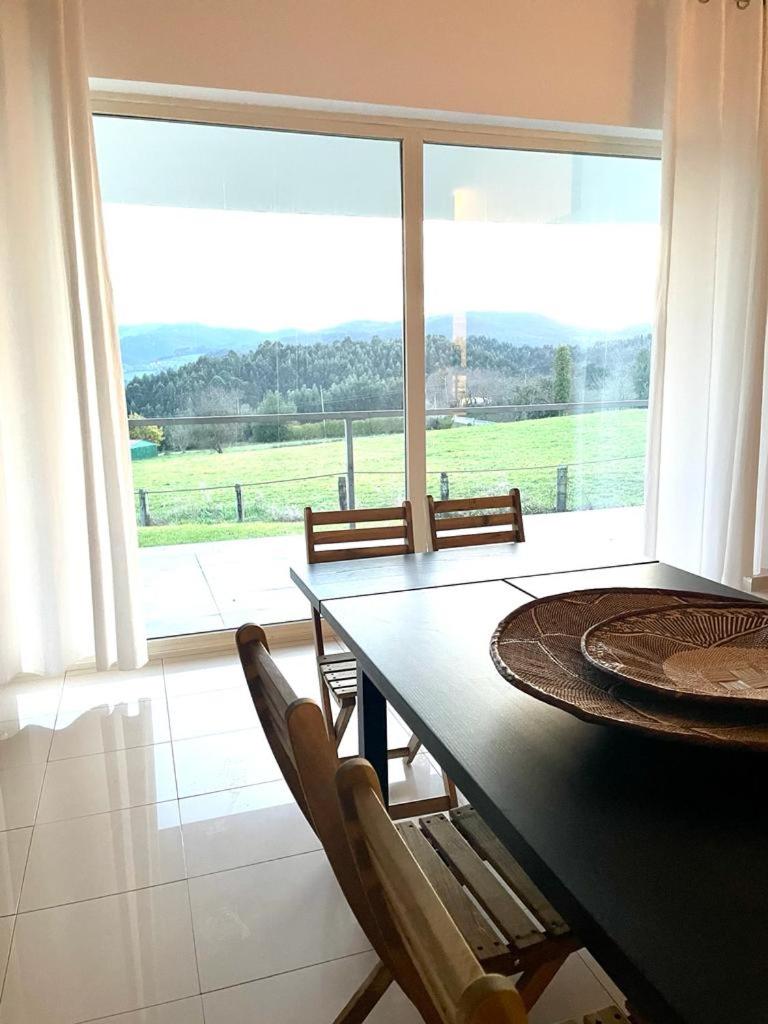 Apartment with Mountain View - Photo 2