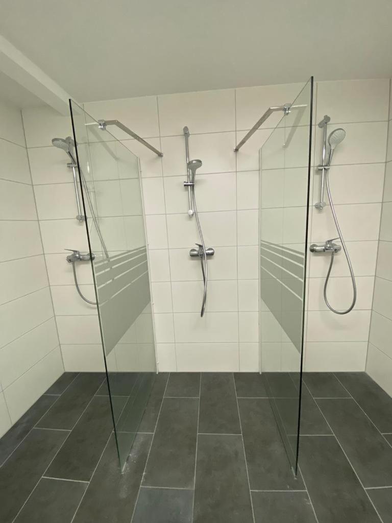 Double Room with Shared Bathroom photo 3