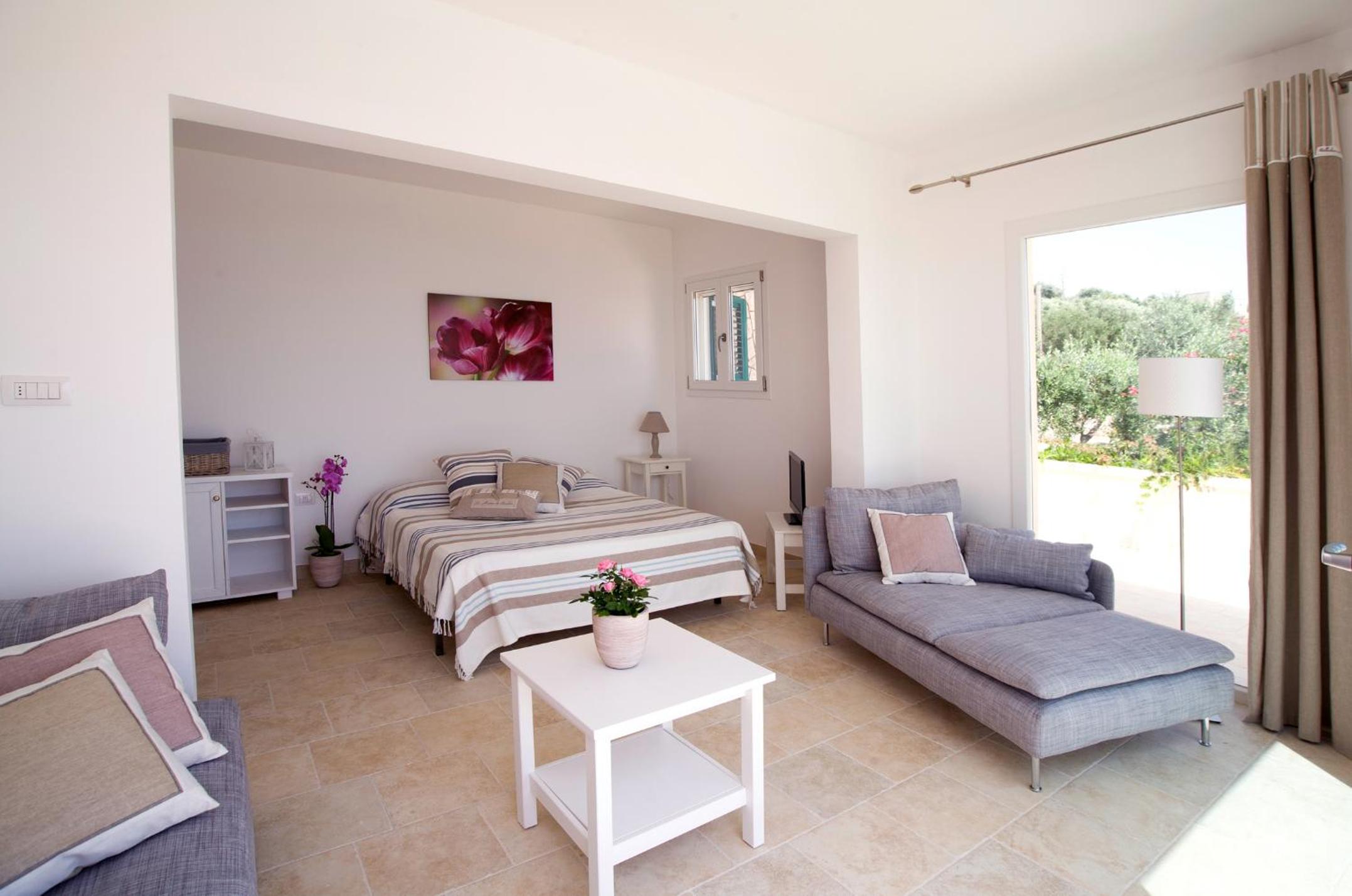 Villa photo 1