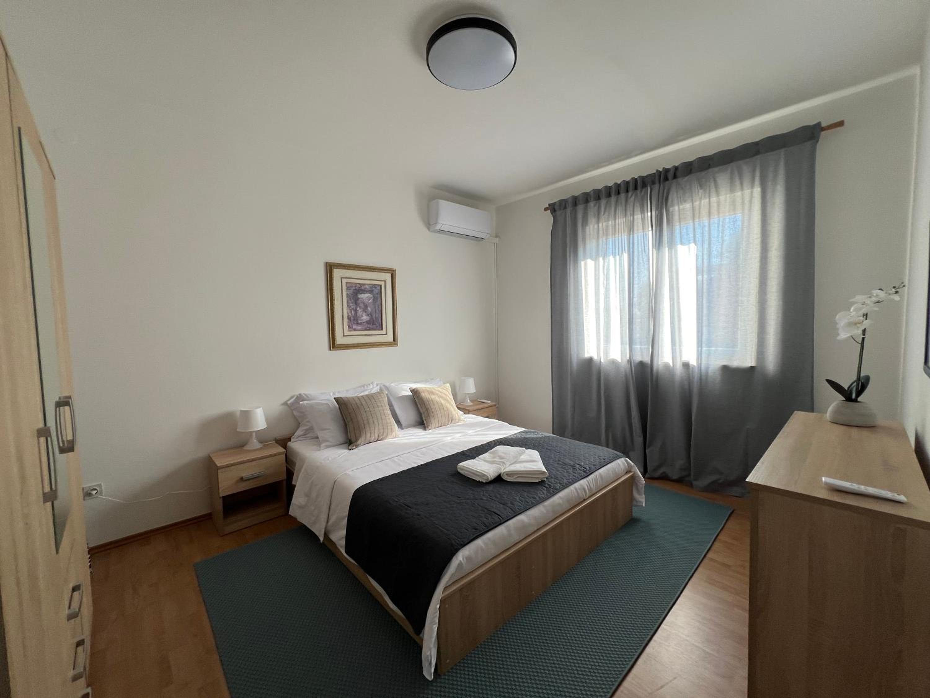 Three-Bedroom Apartment photo 1
