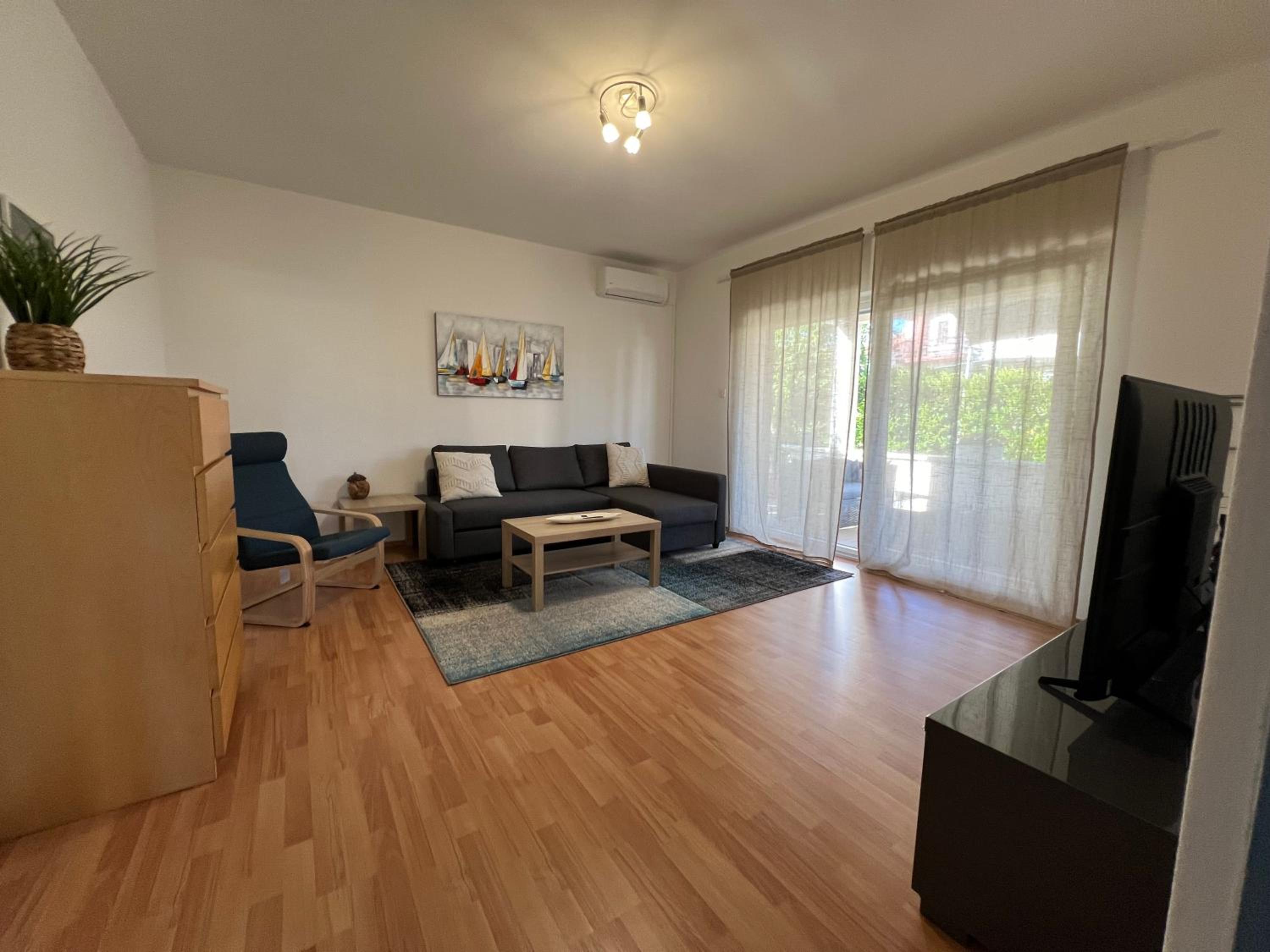 Three-Bedroom Apartment photo 3