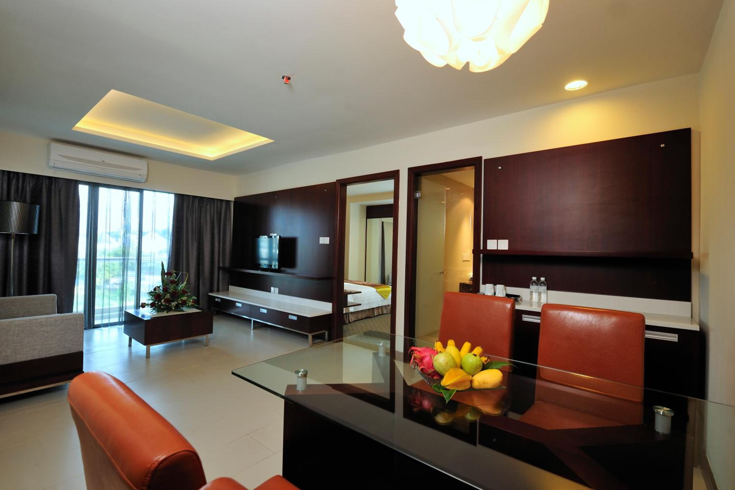 Residence 2 Bedroom Suite - Photo 1