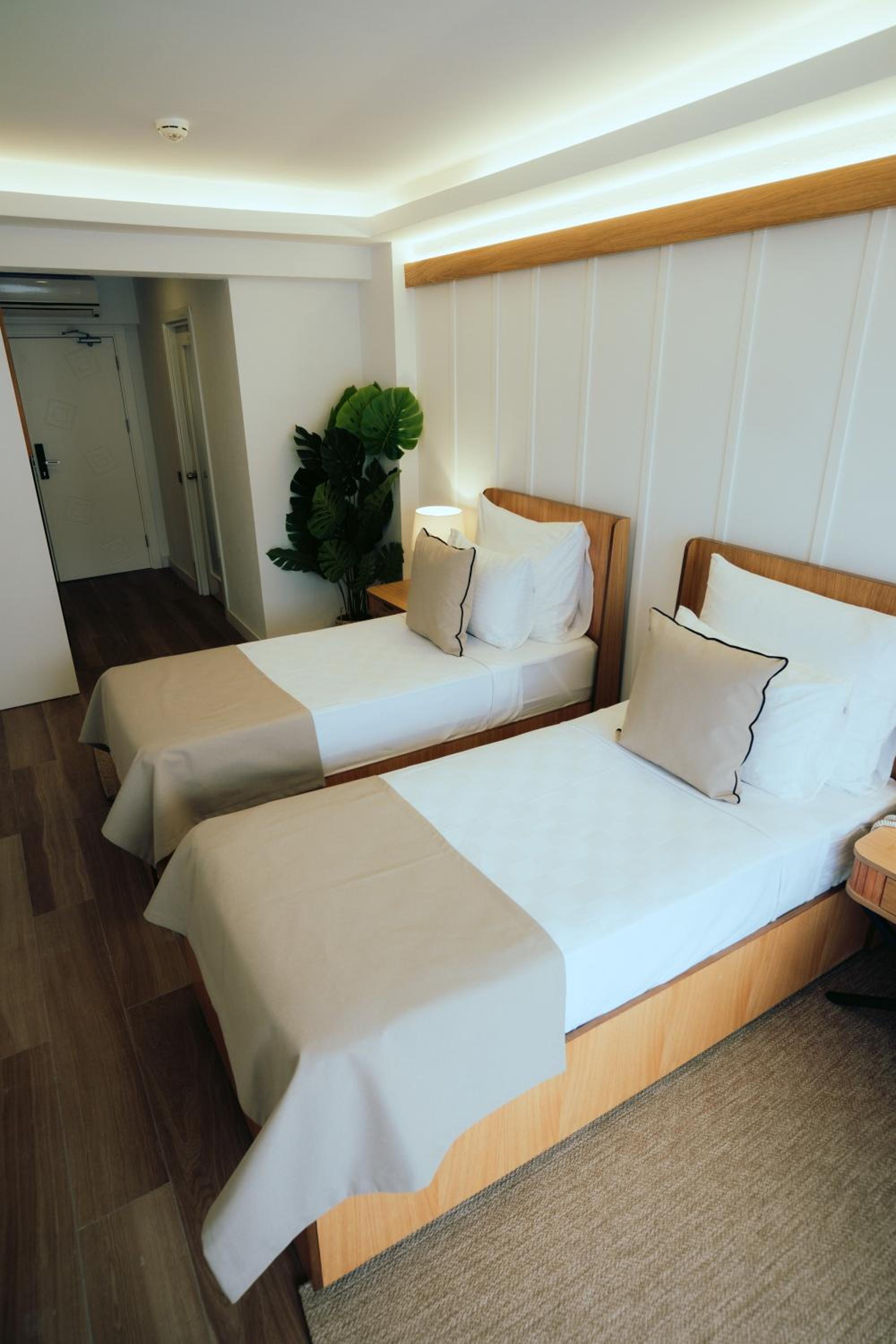 Twin Room with Sea View