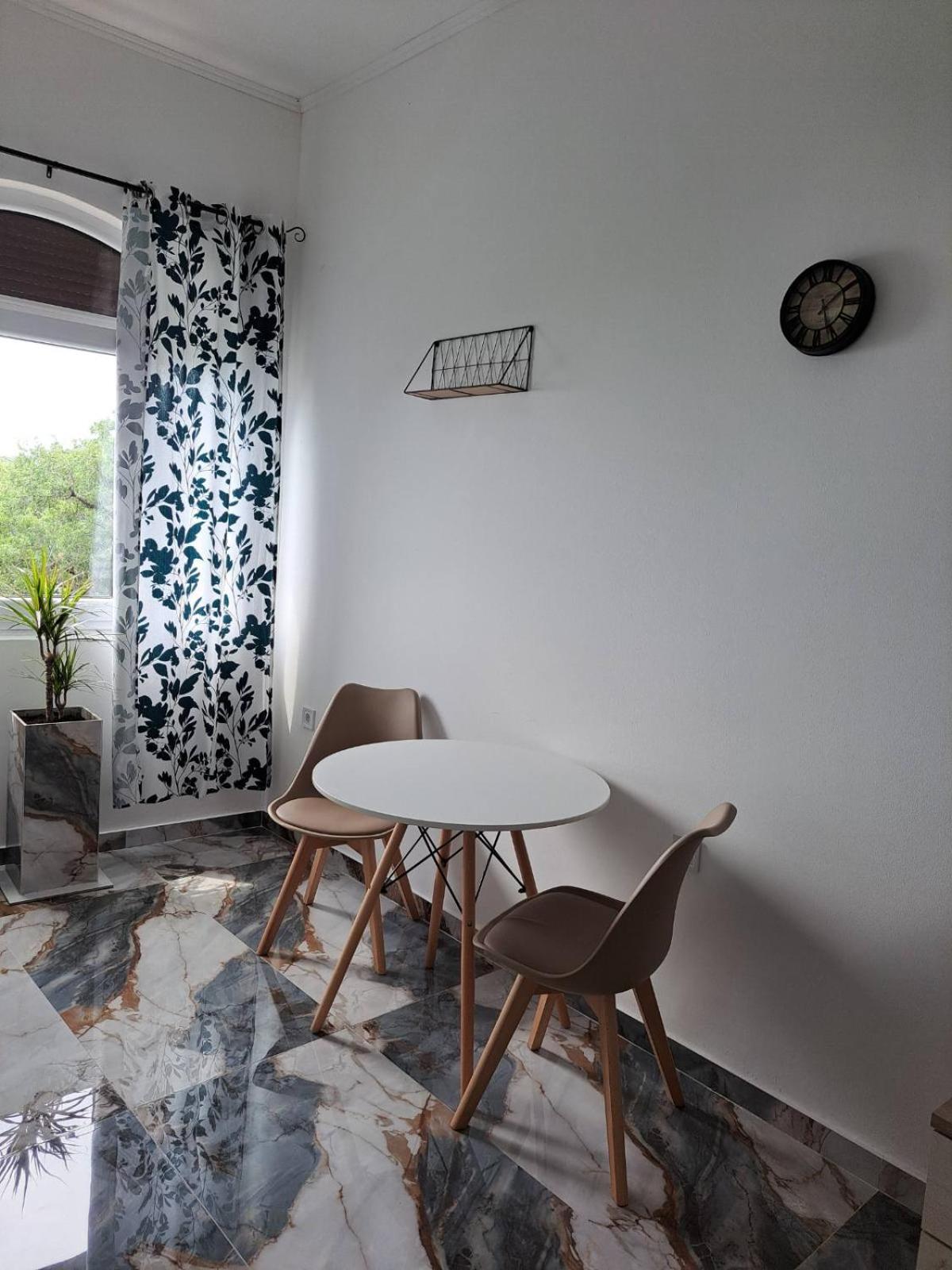 Deluxe Double Room with Sea View photo 2