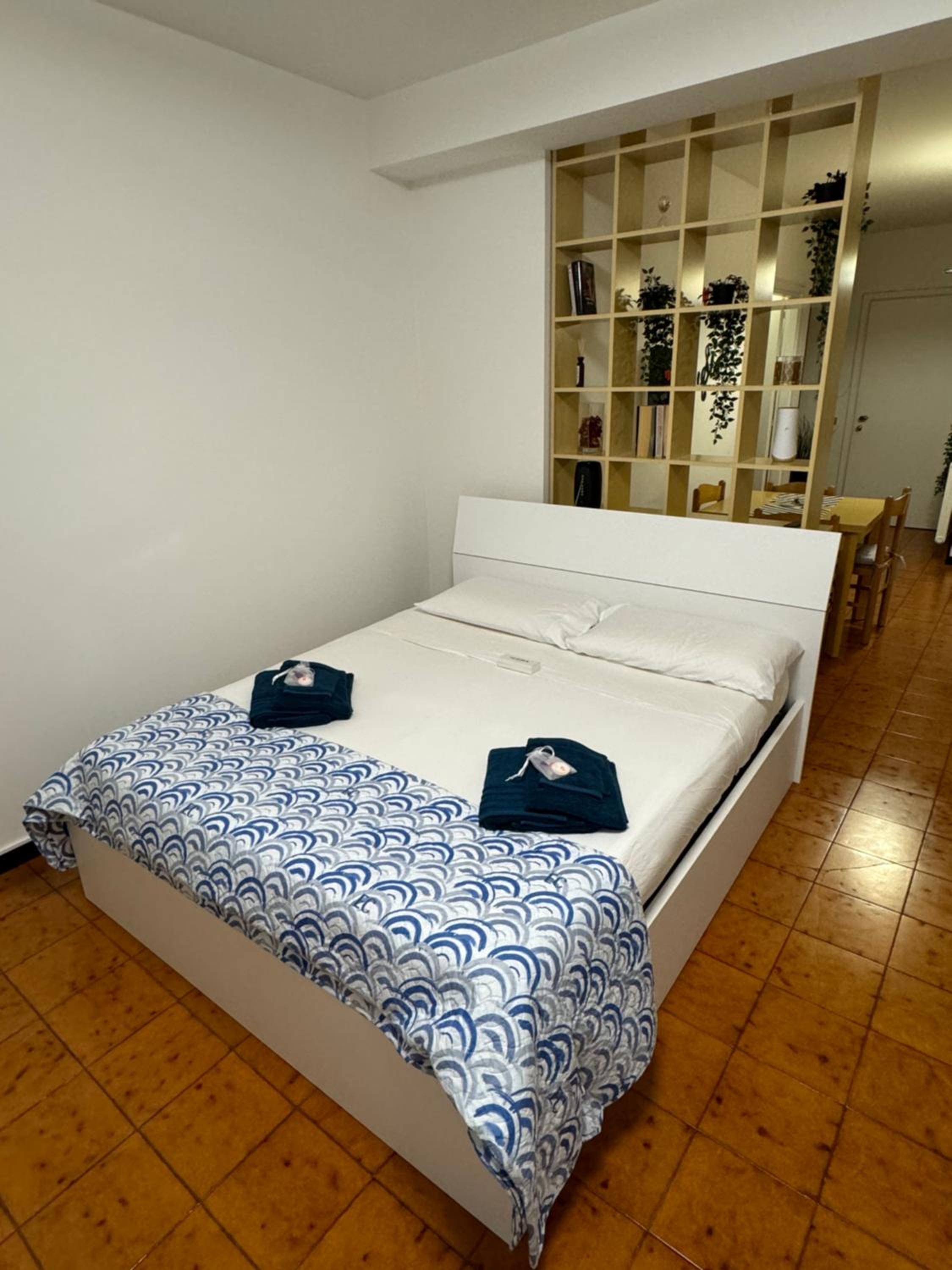 Studio Apartment photo 1