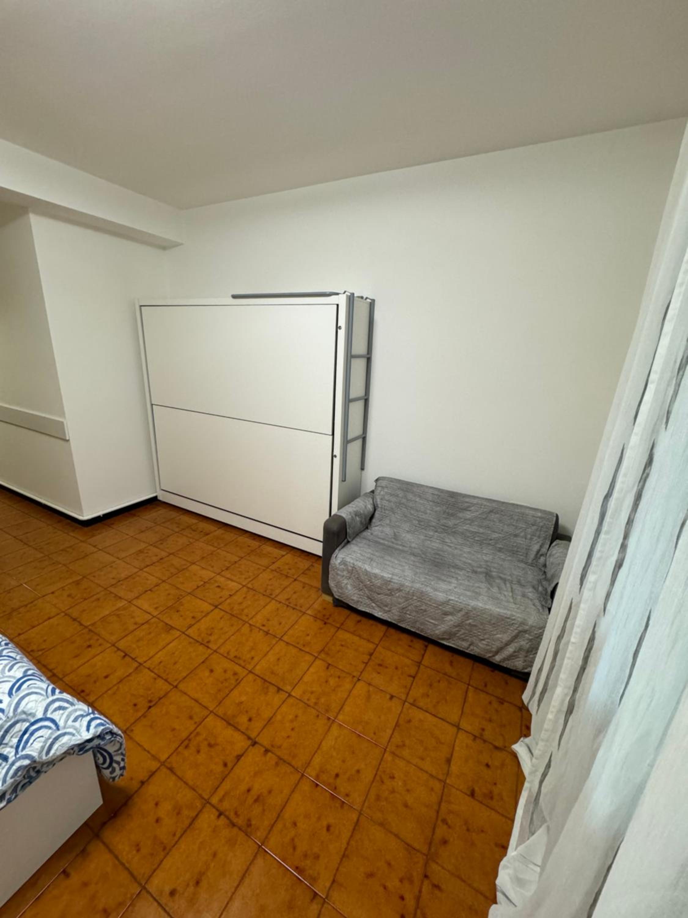 Studio Apartment photo 3