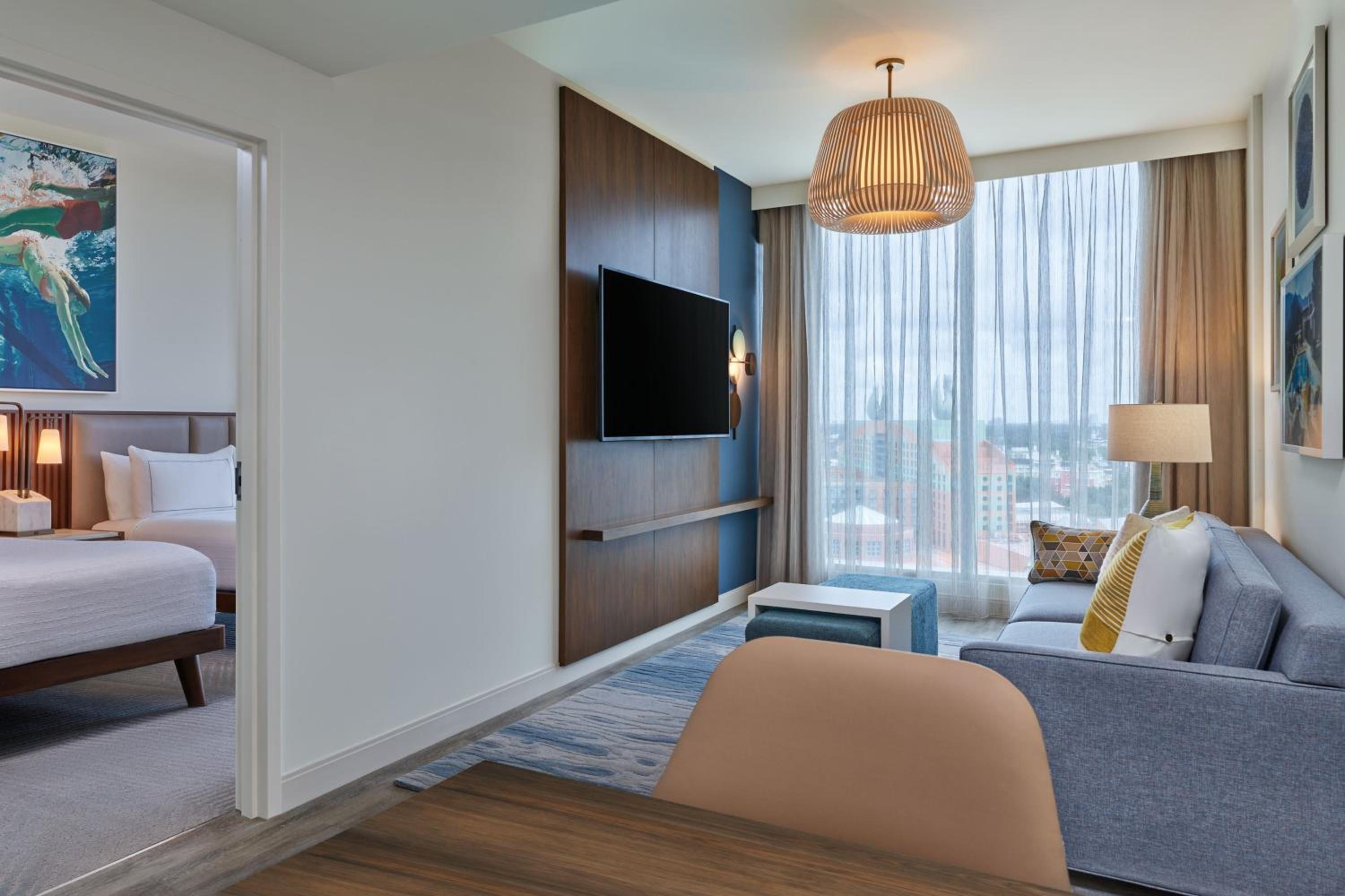 Signature, Suite, 2 Queen, Sofa bed (Includes Early Entry To Disney Theme Parks)