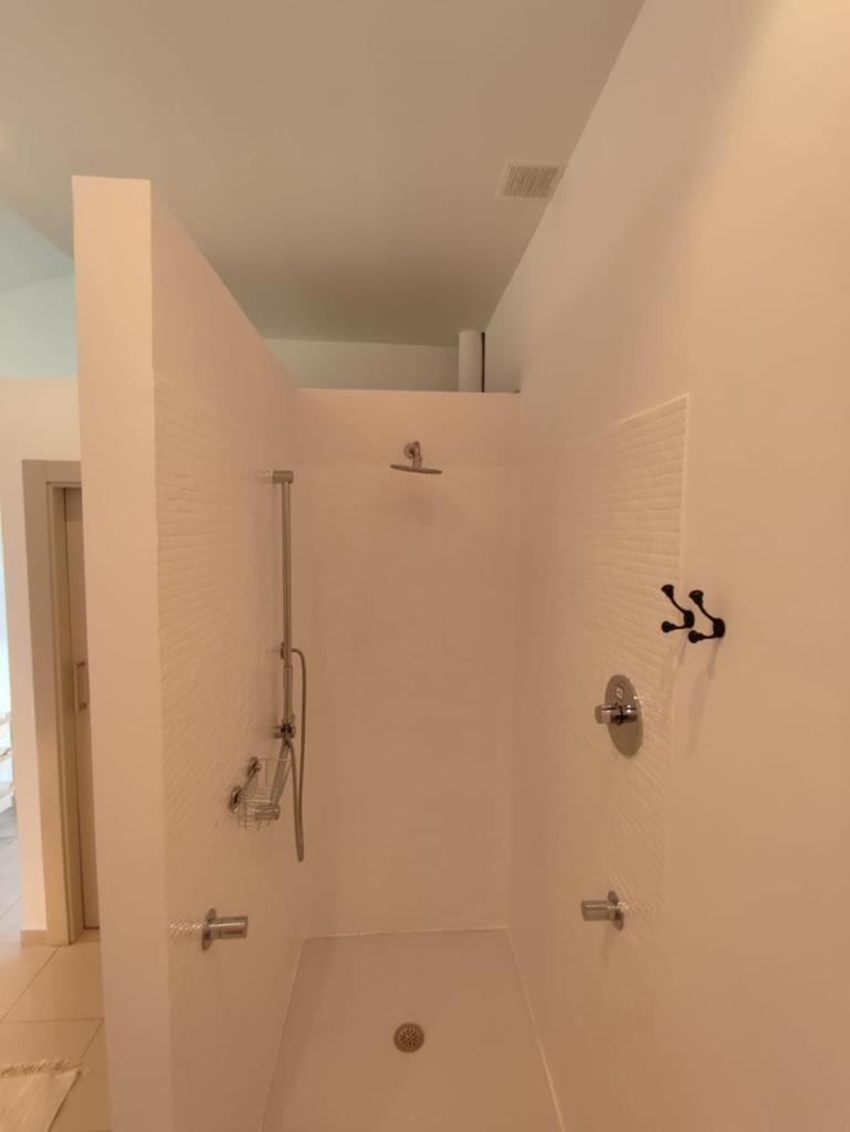 Apartment with Mountain View - Photo 3