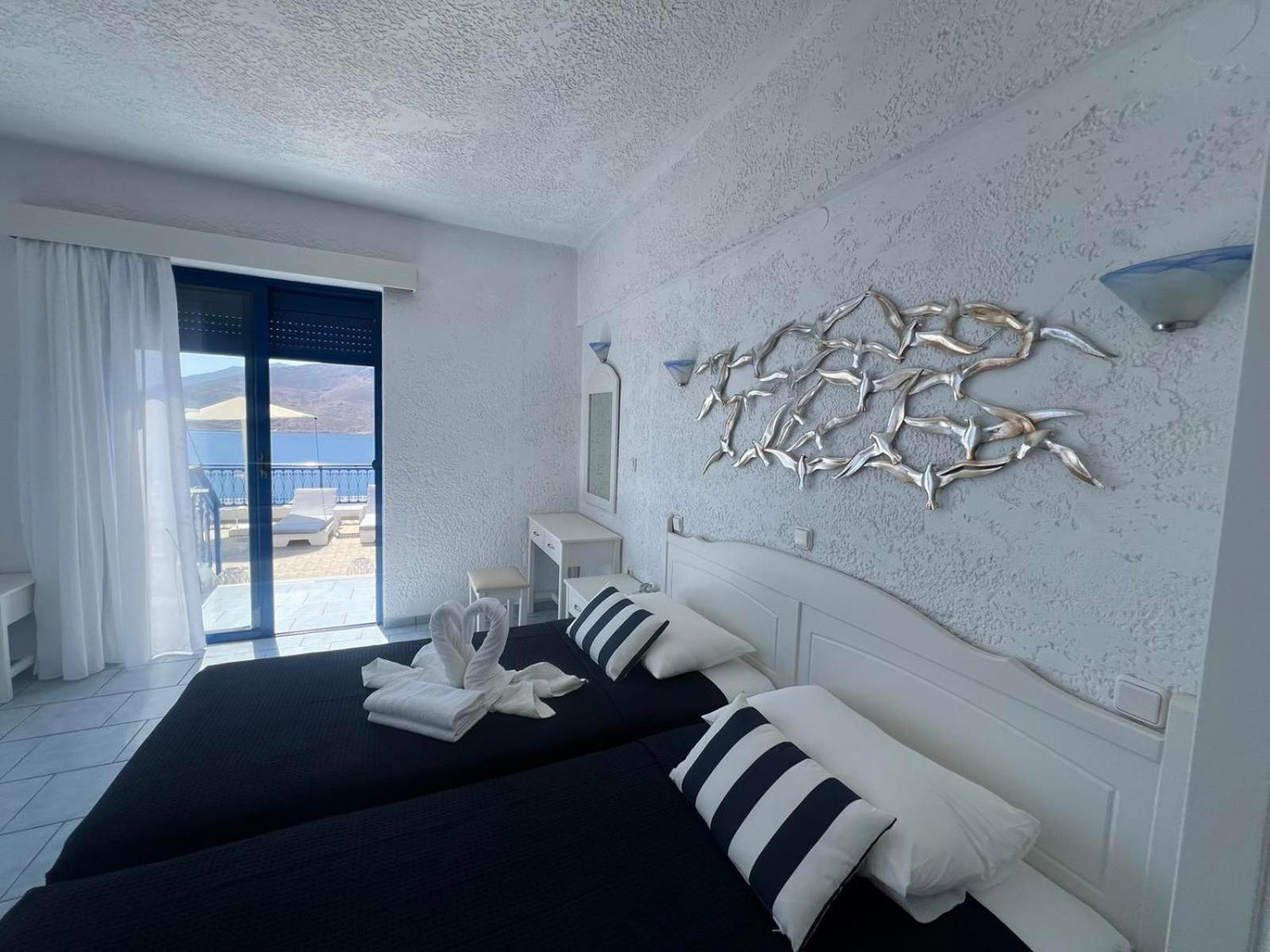 Twin Room with Balcony photo 1