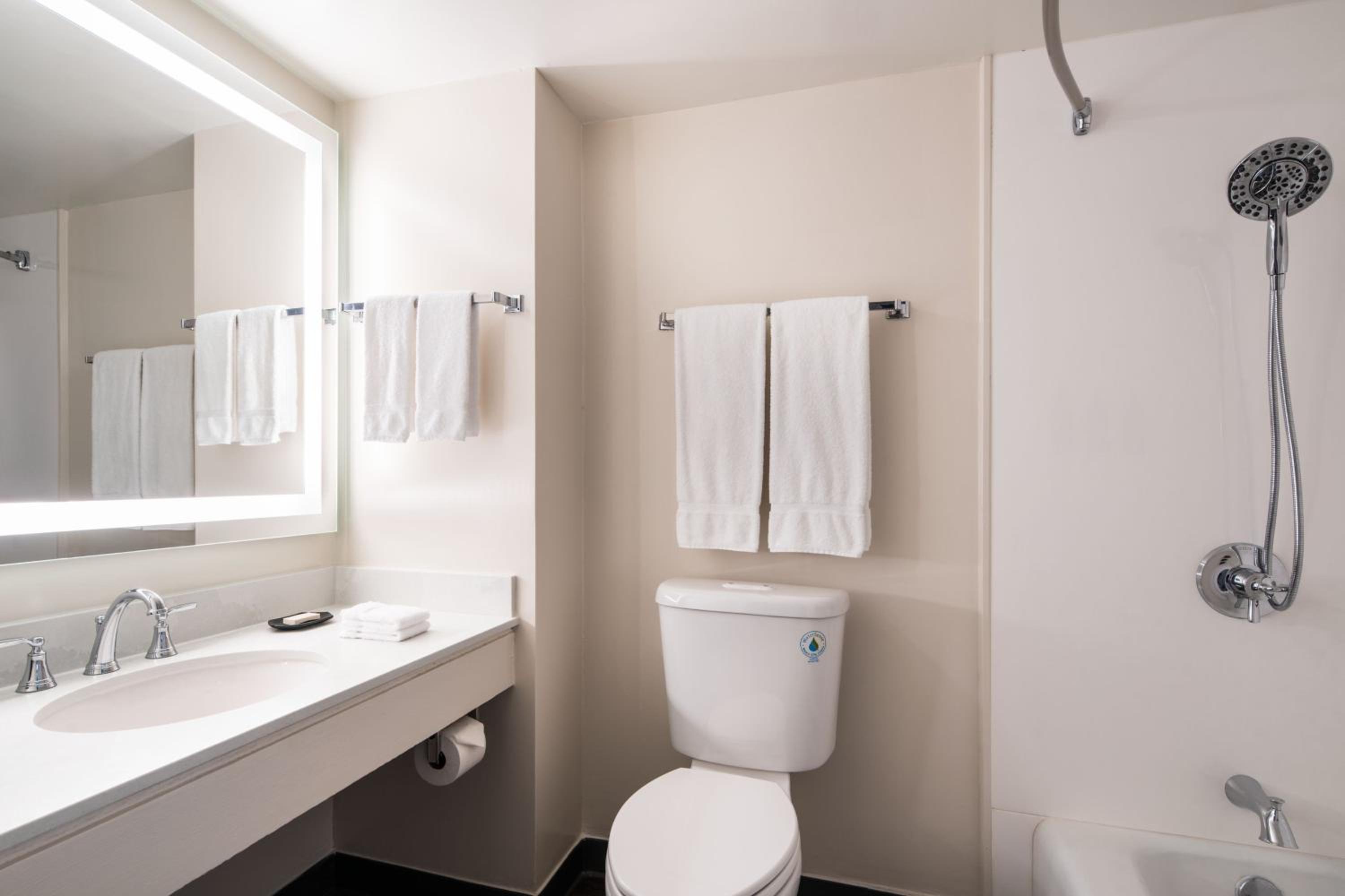 Newly Renovated Tower Ocean View King