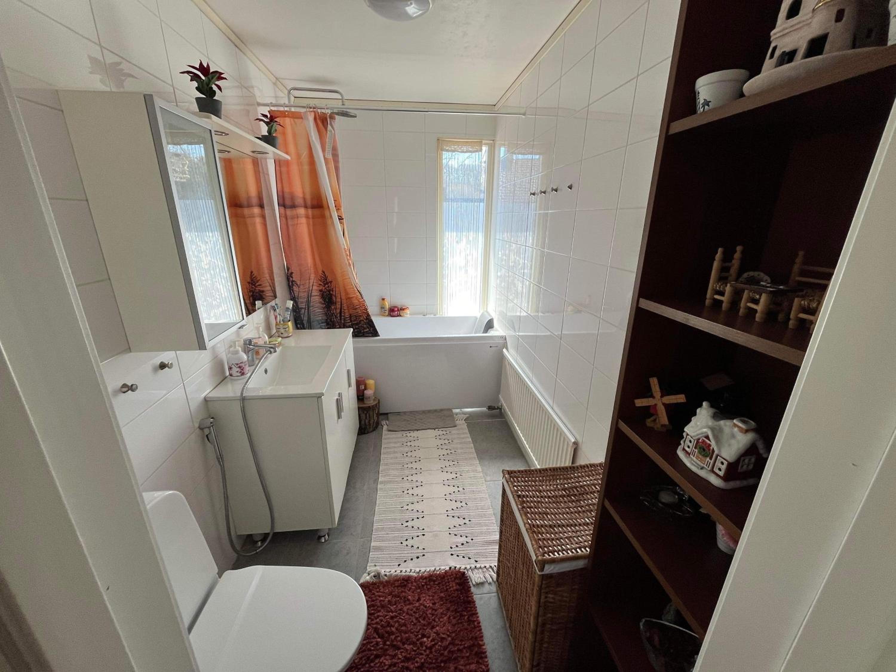 Three-Bedroom Villa photo 2