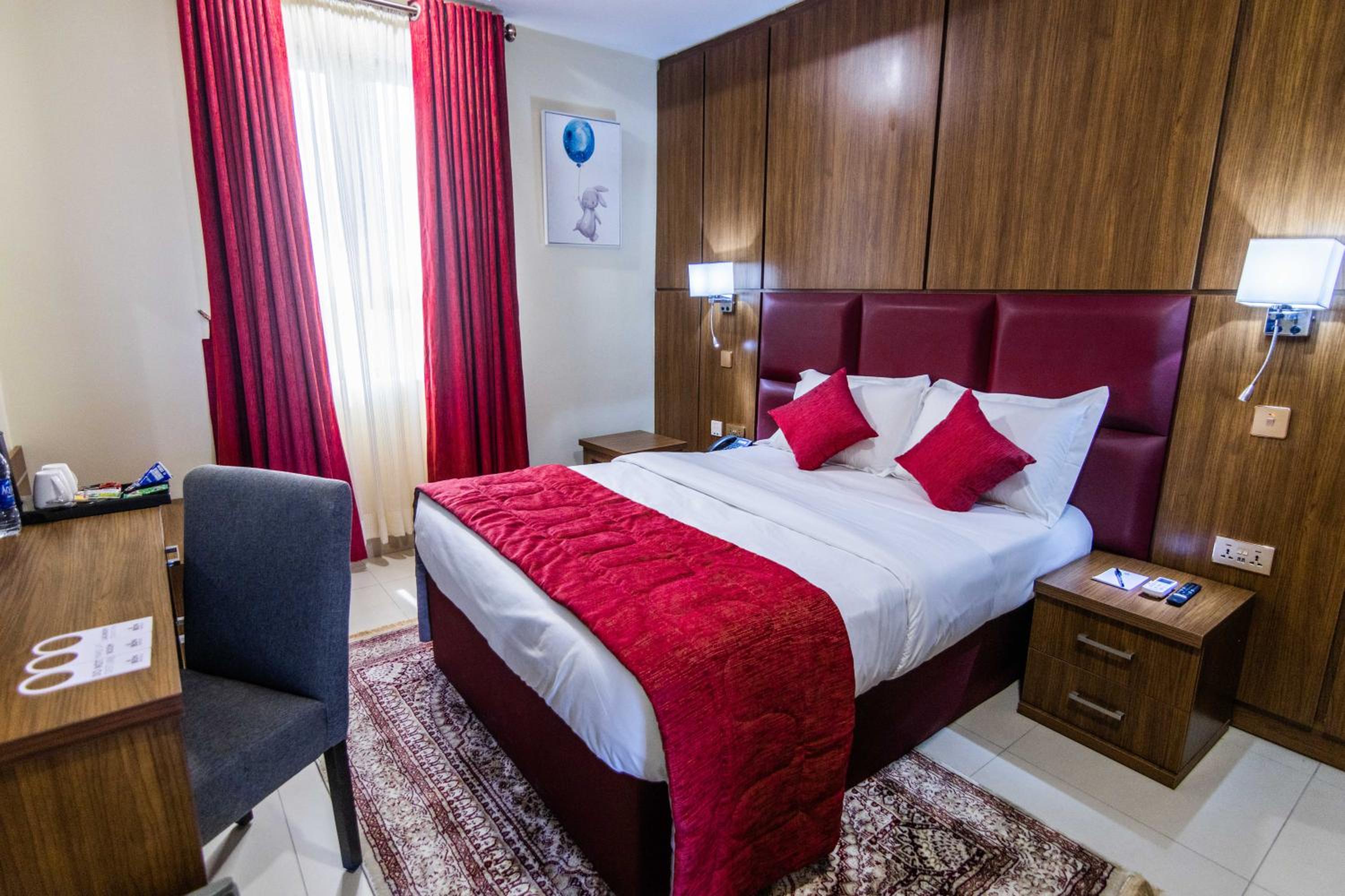 Double Room With Private Bathroom photo 2