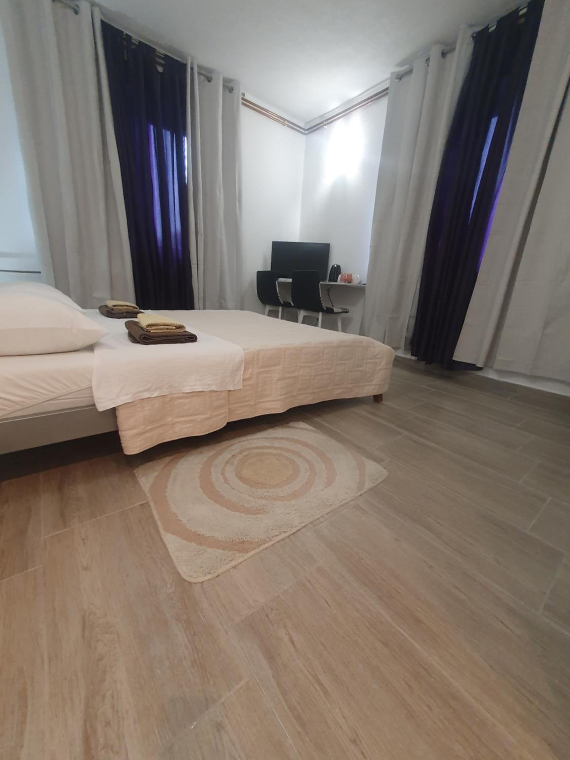 Double Room with Garden View - Photo 18