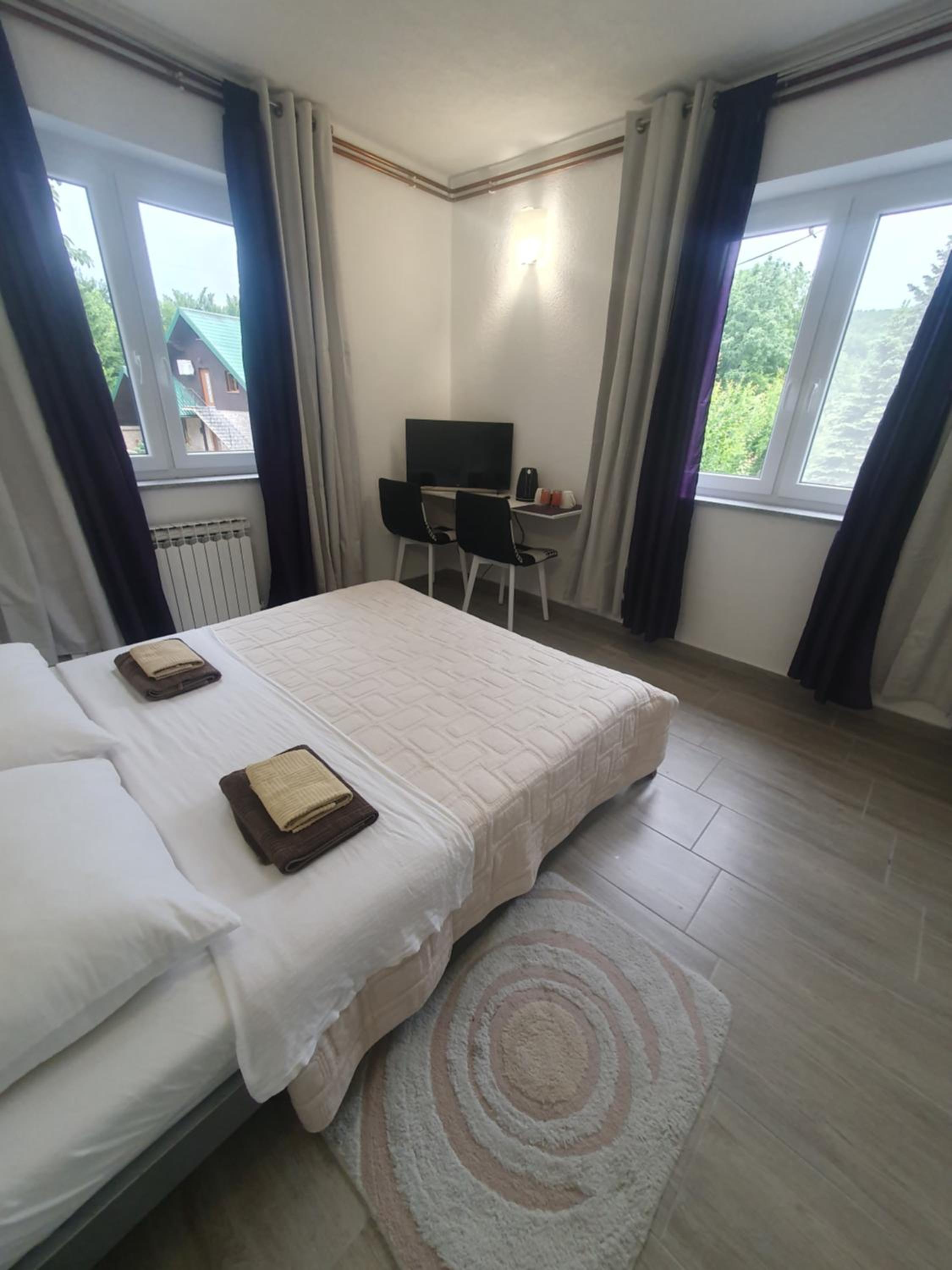 Double Room with Garden View - Photo 7