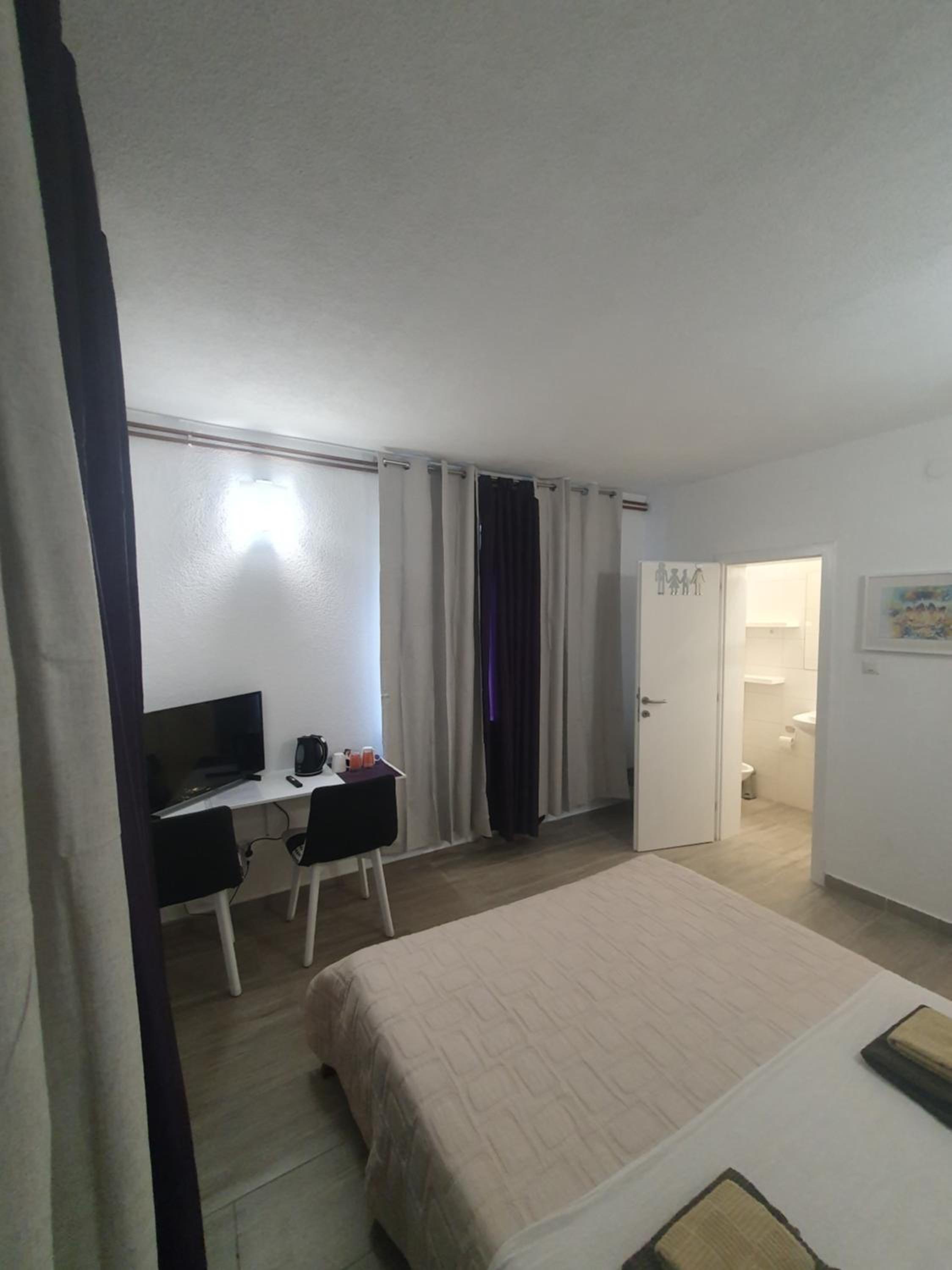 Double Room with Garden View - Photo 1