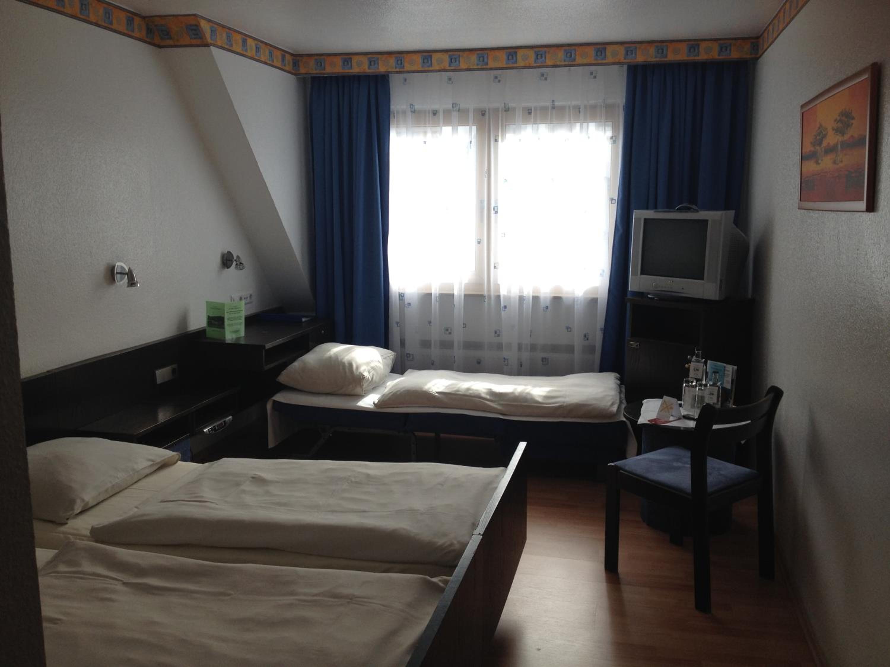 Triple Room - Photo 2