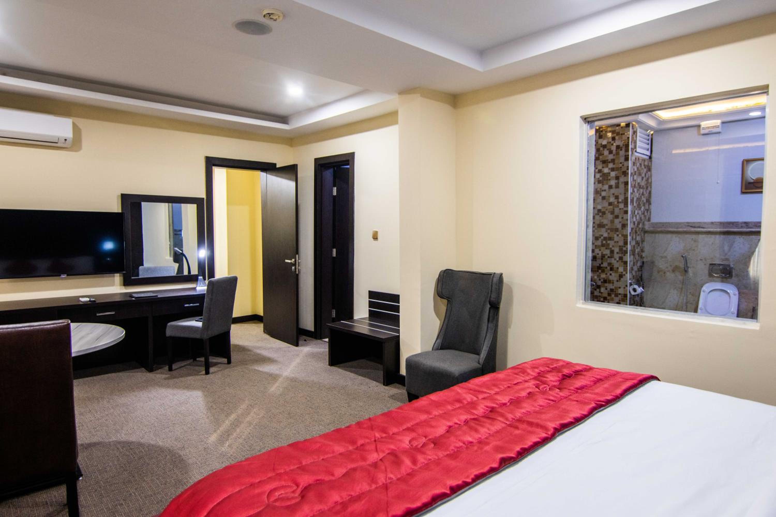 Executive Suite