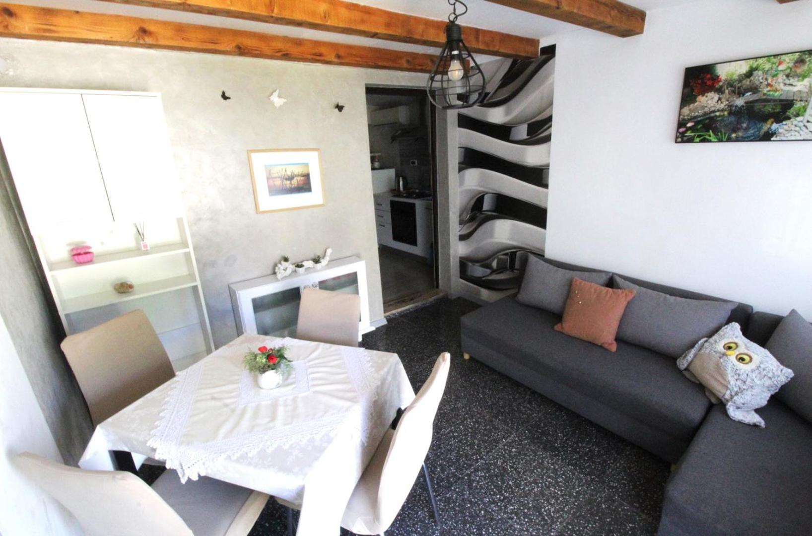 Apartment with Terrace photo 1