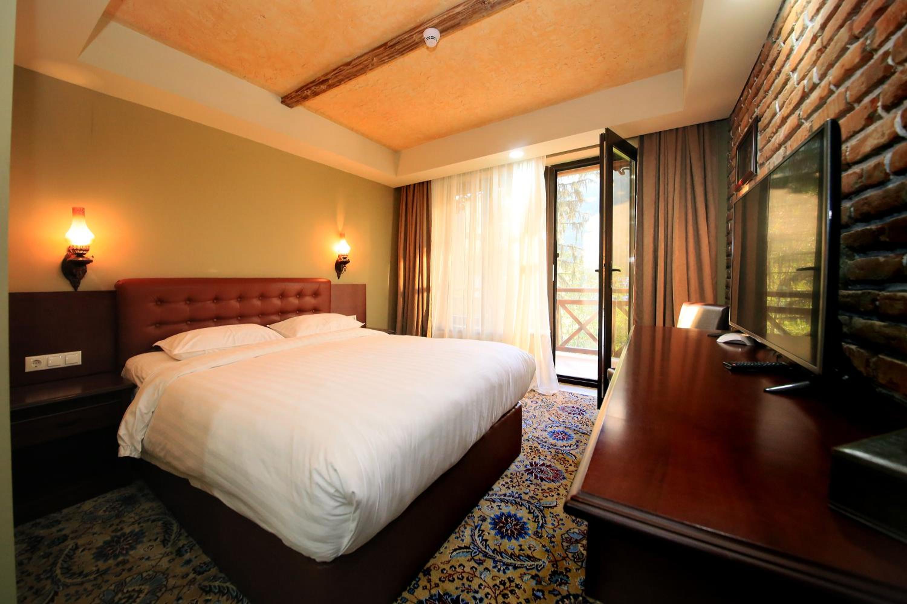 Standard Double Room - Photo 4