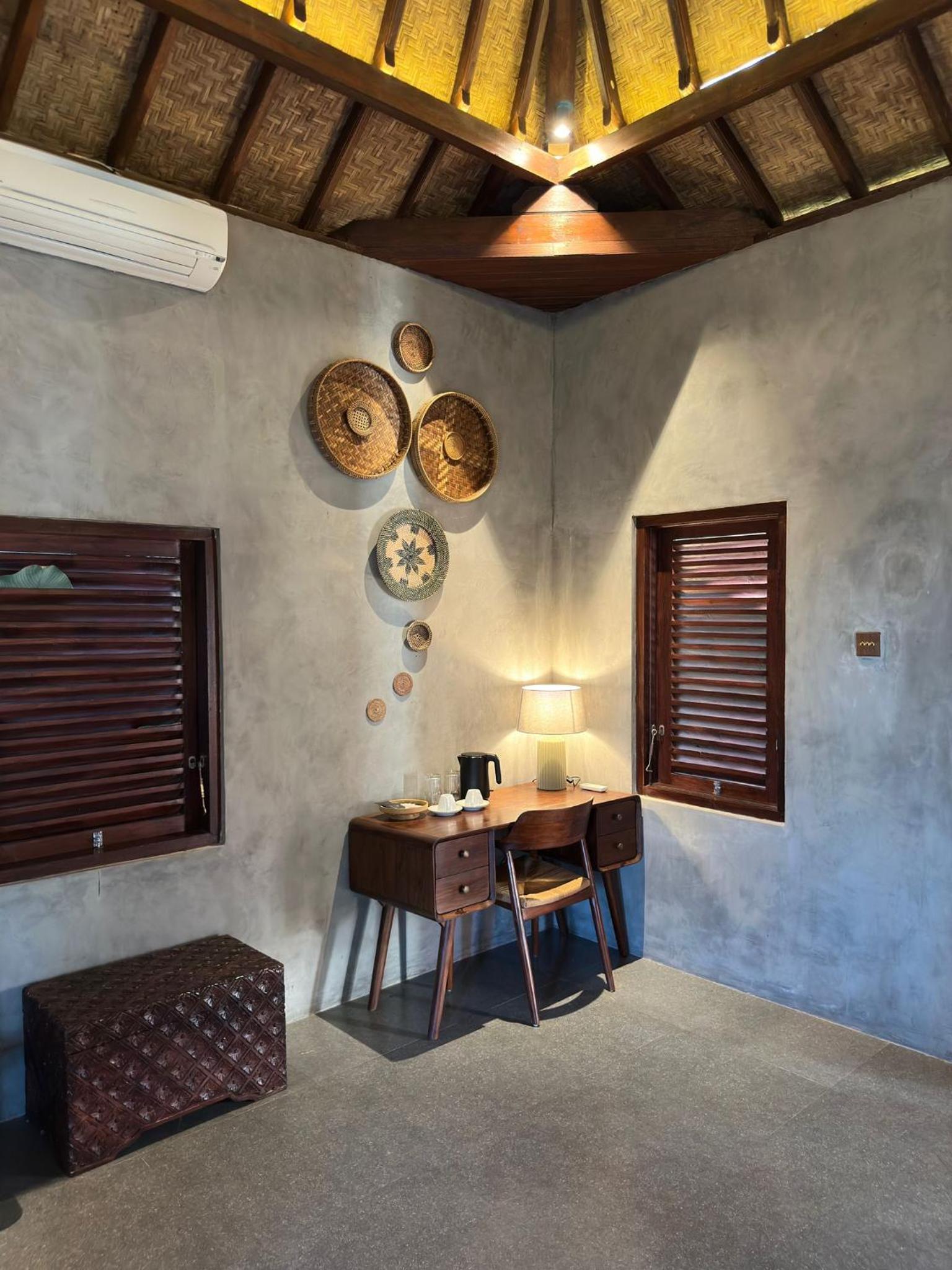 One-Bedroom House - Photo 5