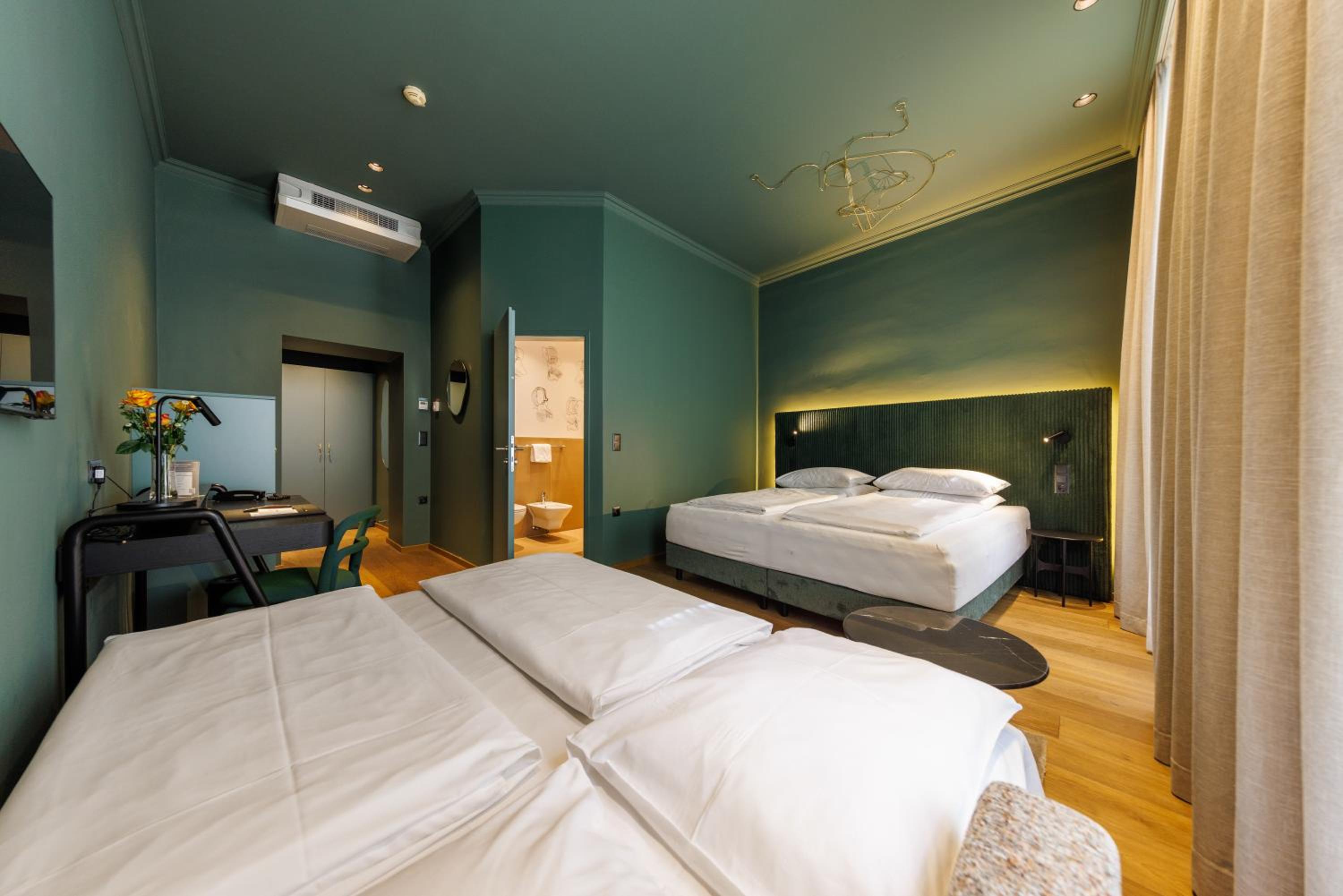 Premium Quadruple Room photo 2