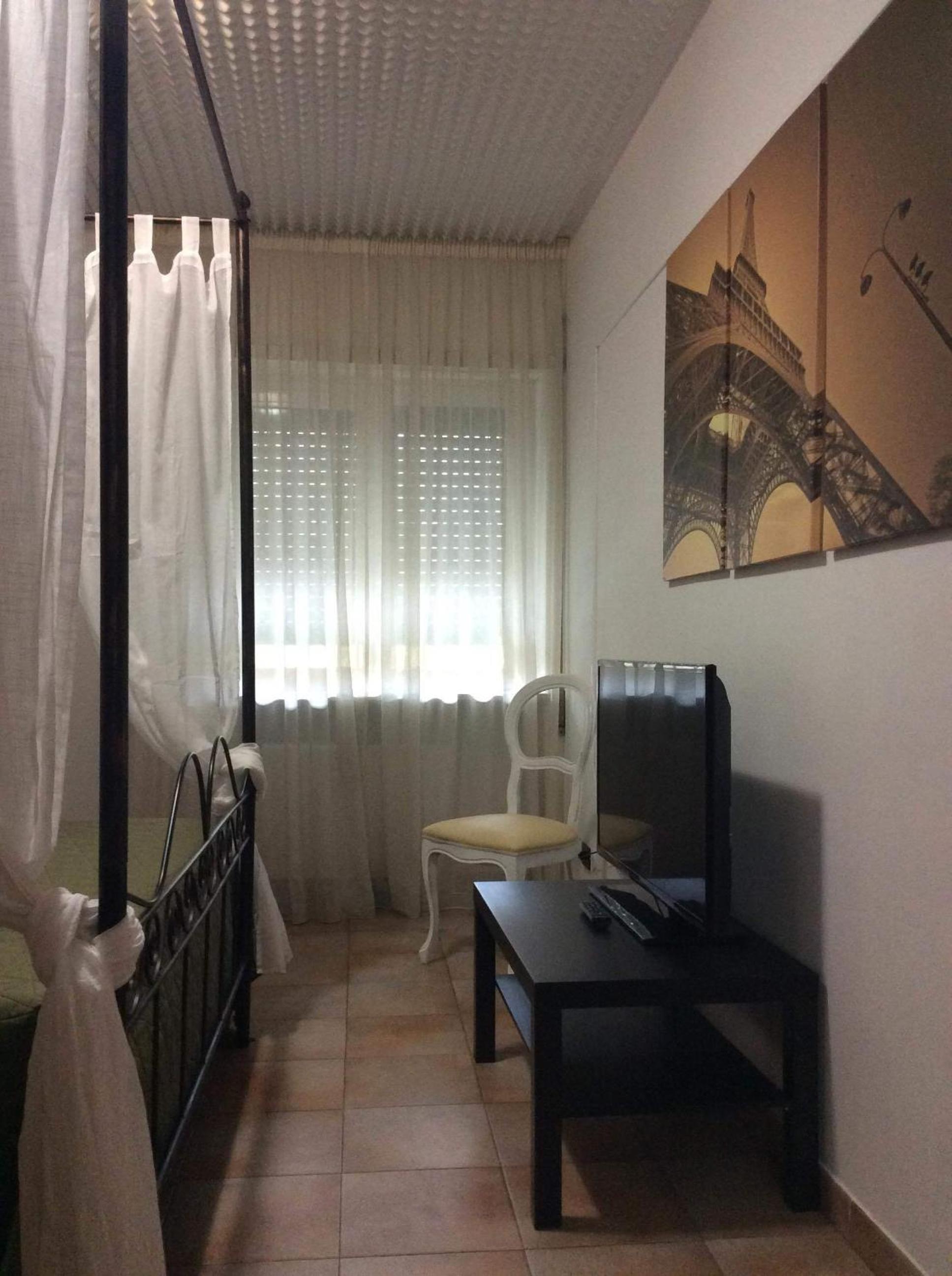 Standard Double Room photo 2