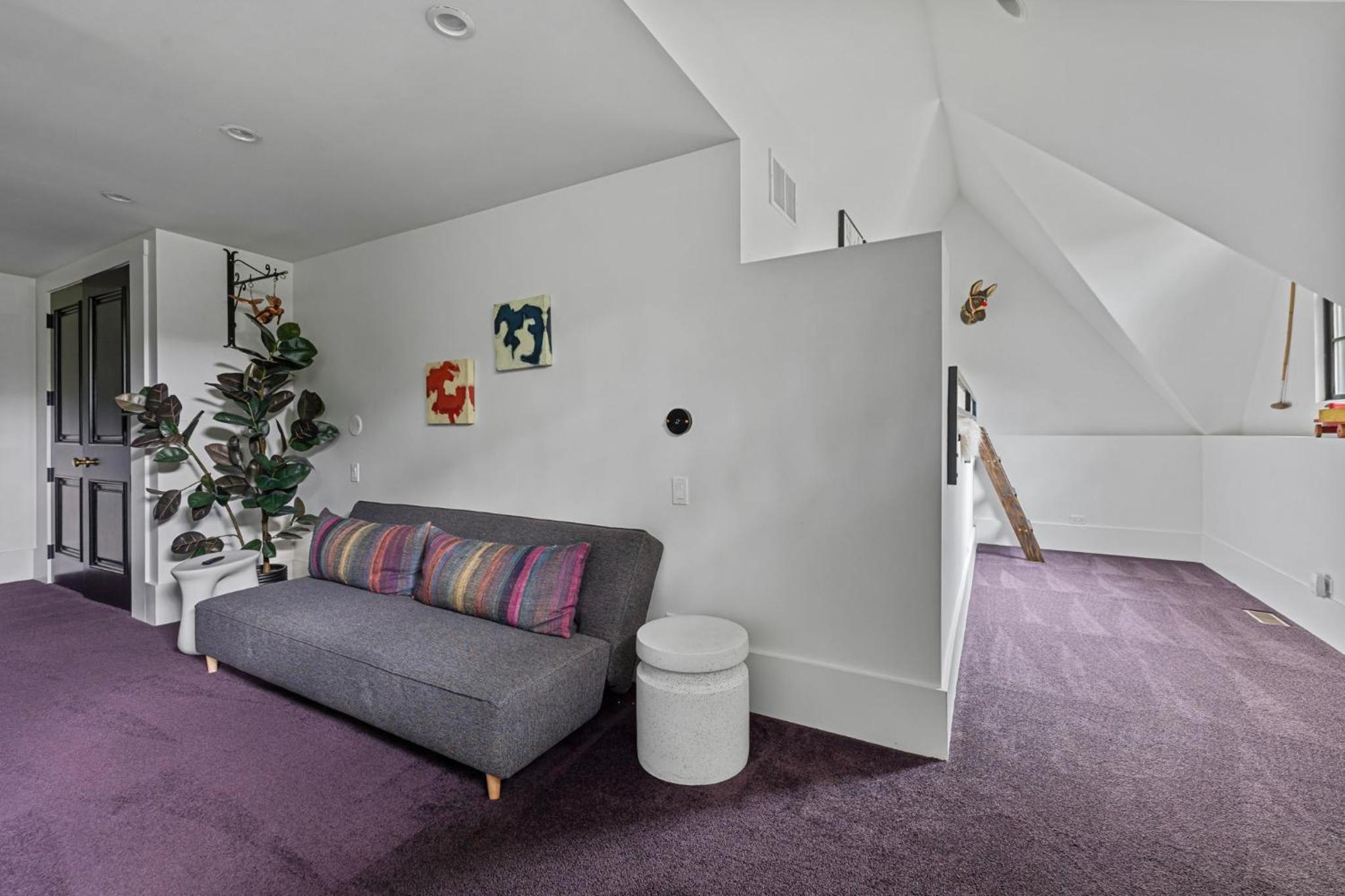 Four-Bedroom Vacation Home photo 2