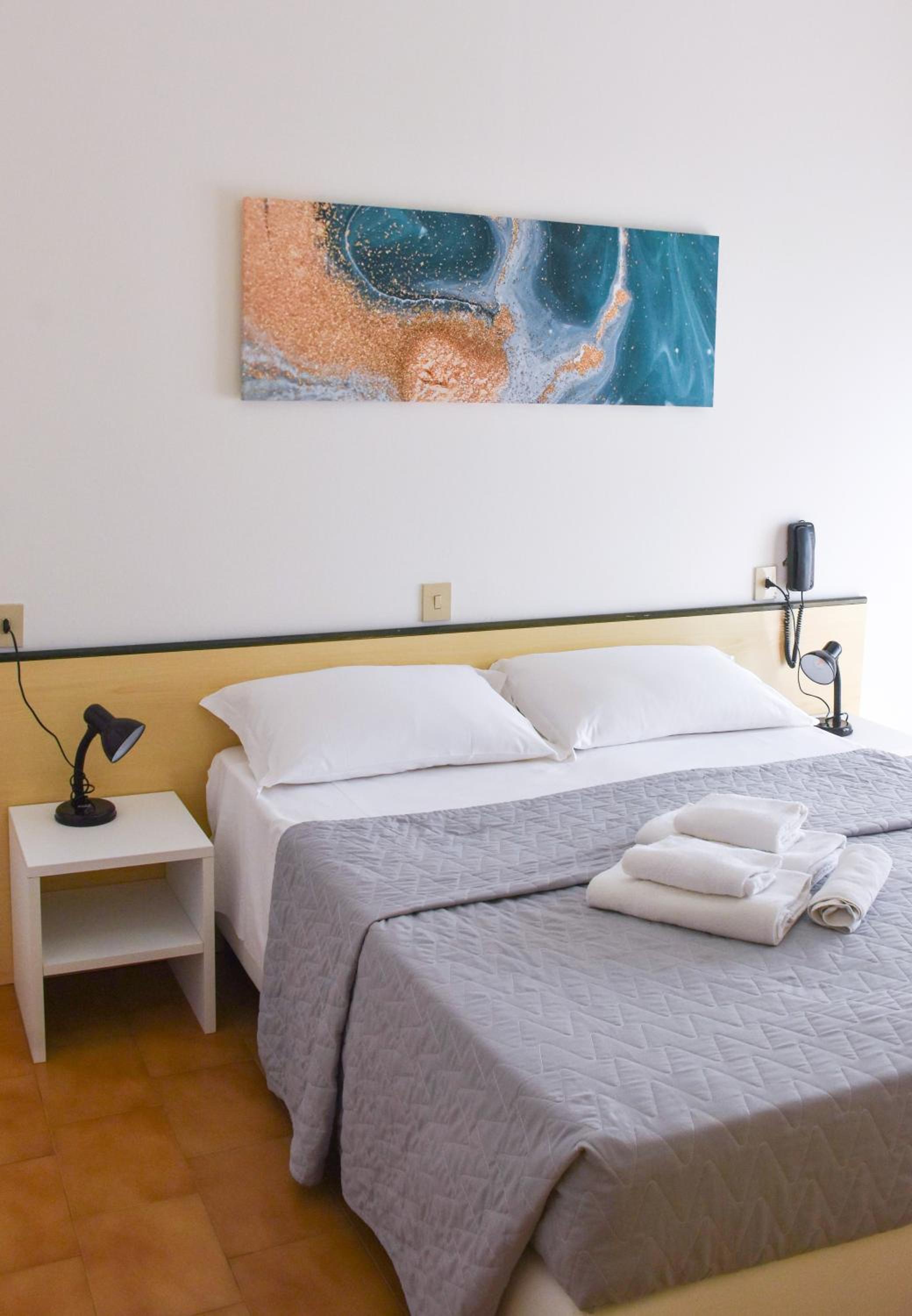 Double or Twin Room photo 2