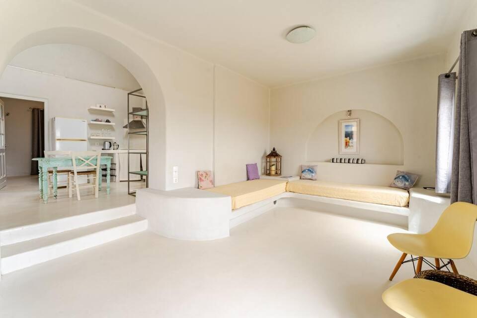 One-Bedroom Apartment With Sea View And Terrace