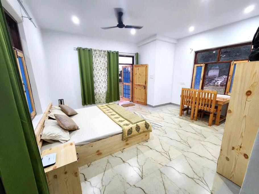 One-Bedroom House photo 3