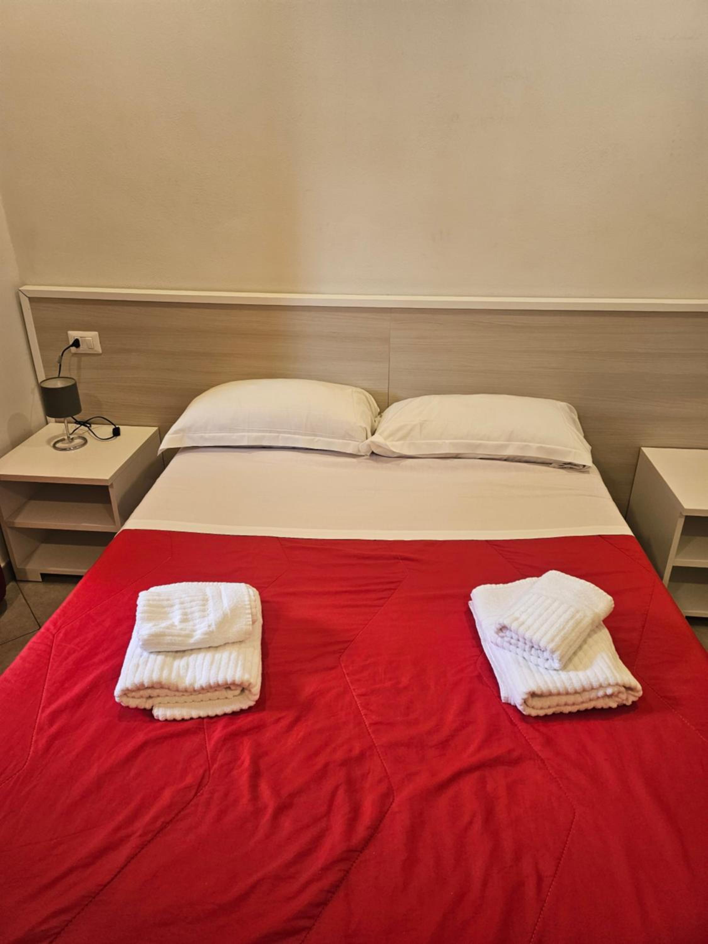 Small Double Room photo 1