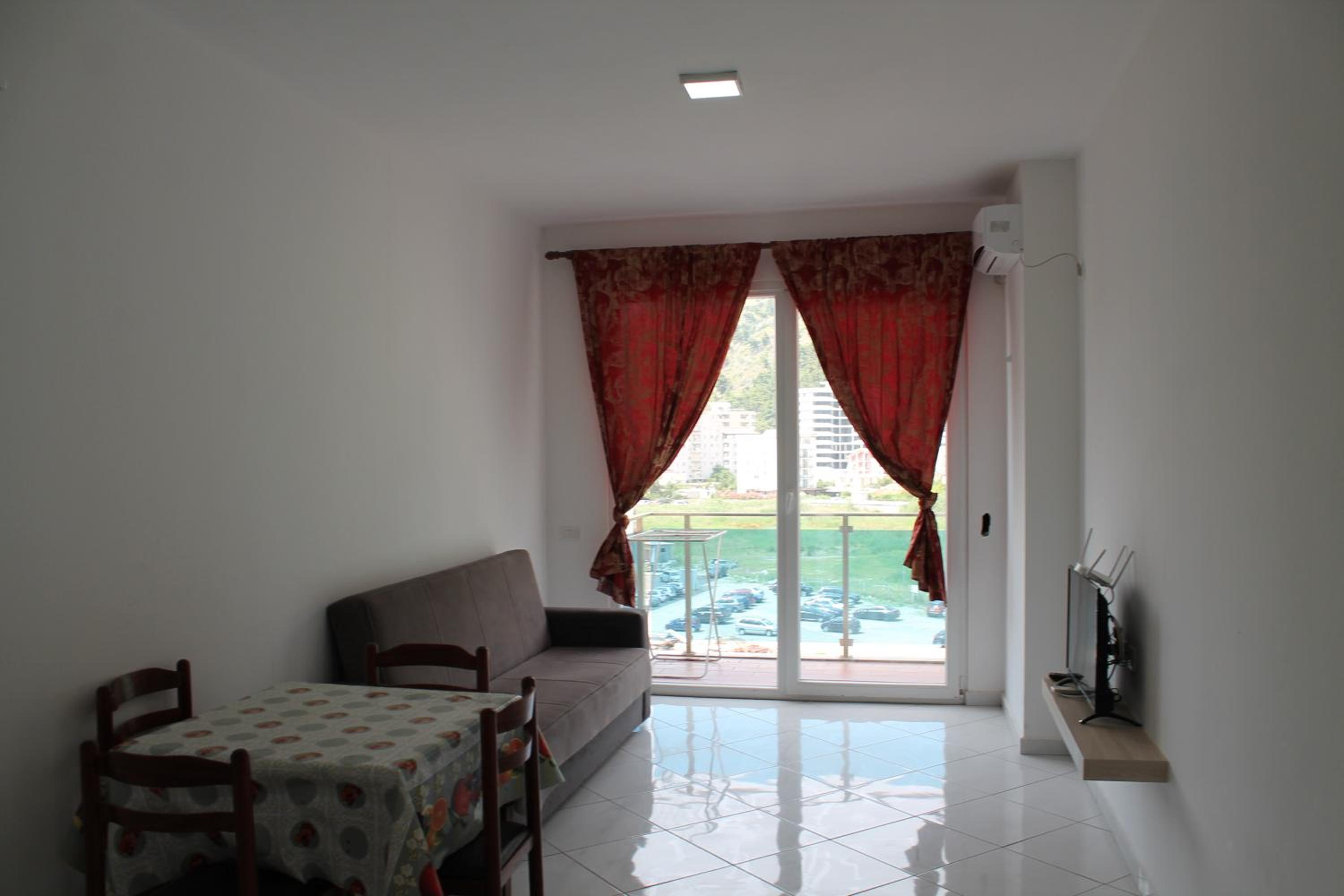 Apartment With View And Balcony photo 3