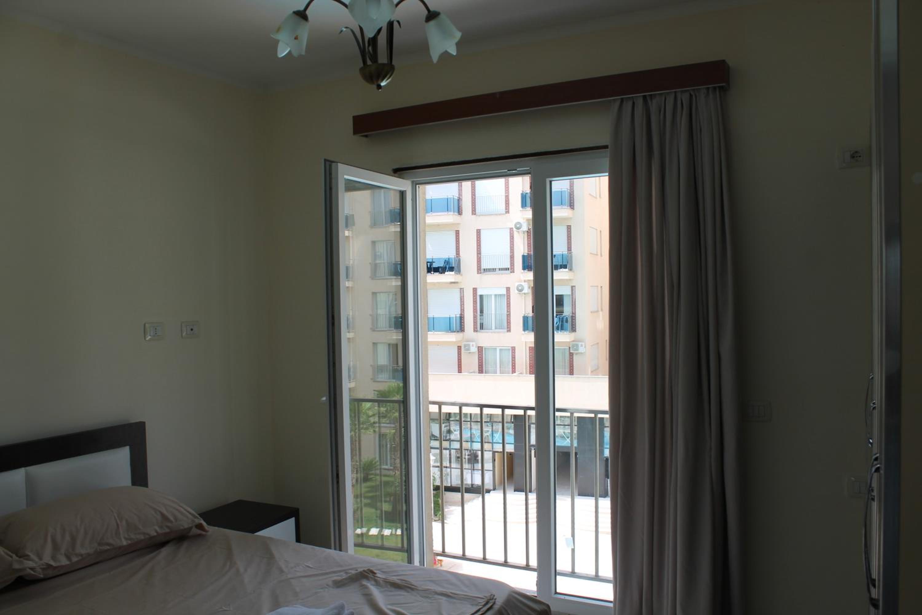Apartment With Pool View  photo 3