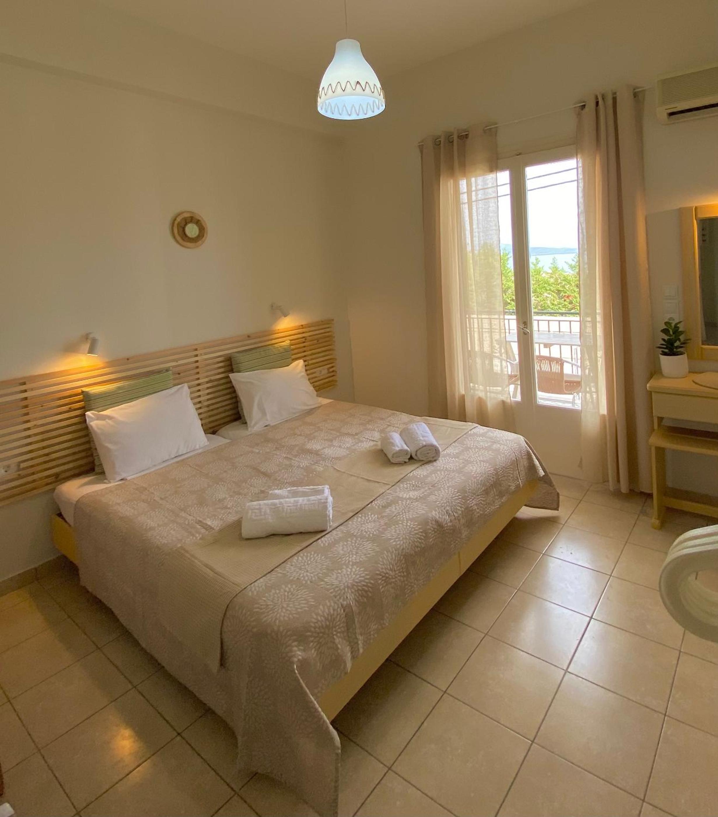 Standard Twin Room with Garden View photo 1