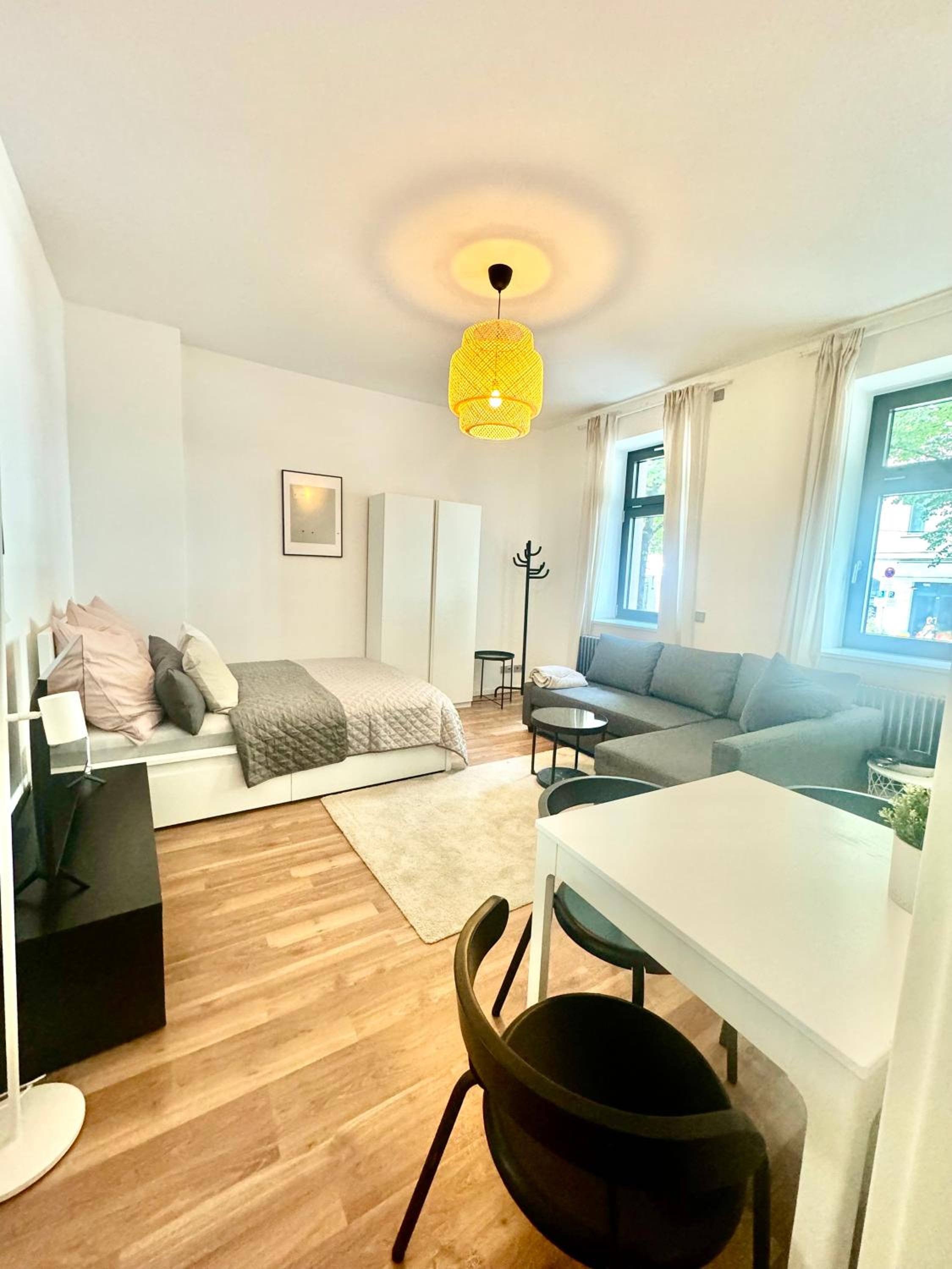 Apartment photo 1