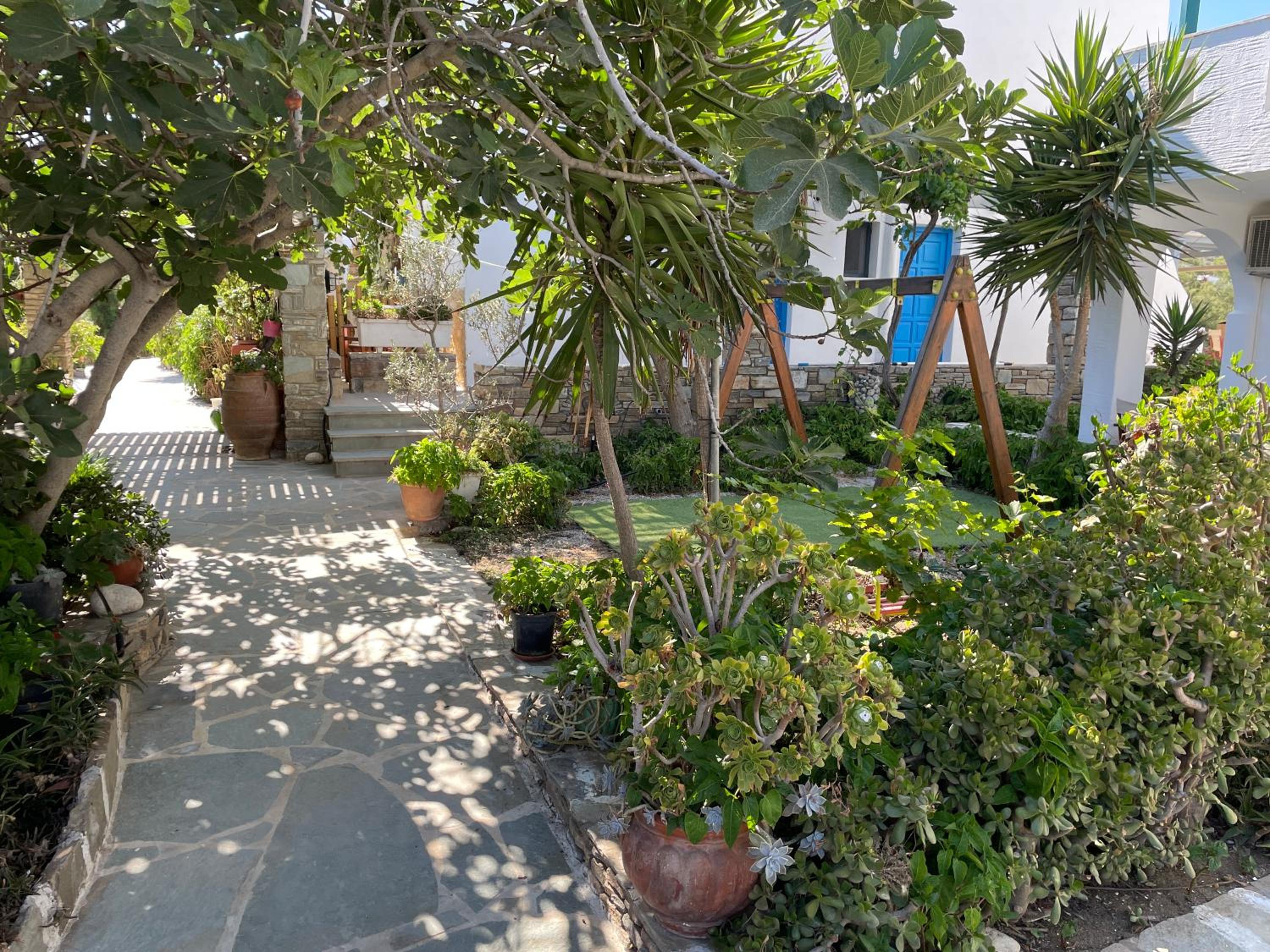 Double Room - Photo 17